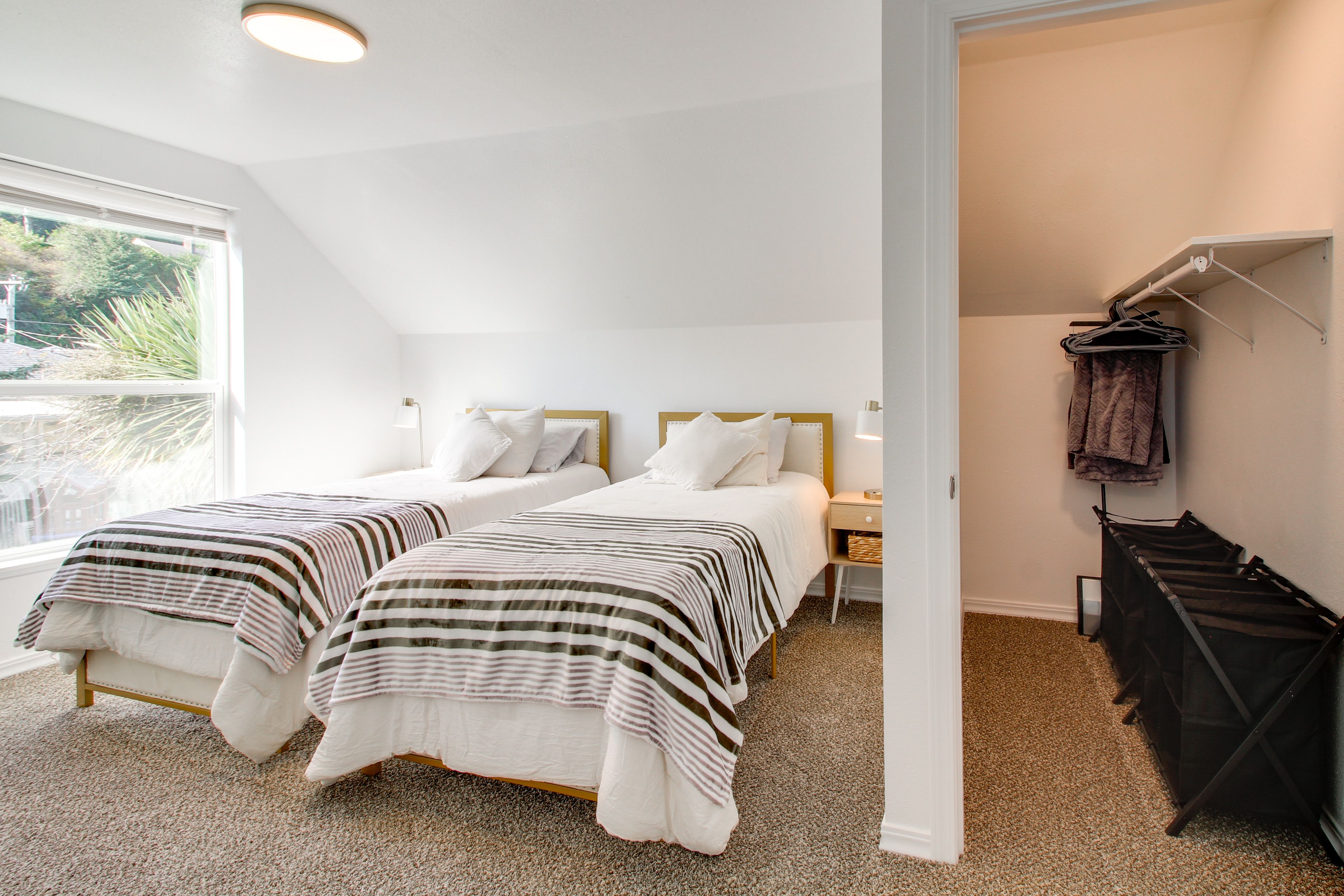 Bedroom 2 | 2 Twin Beds | Laptop Workspace | Free WiFi | 2nd Floor