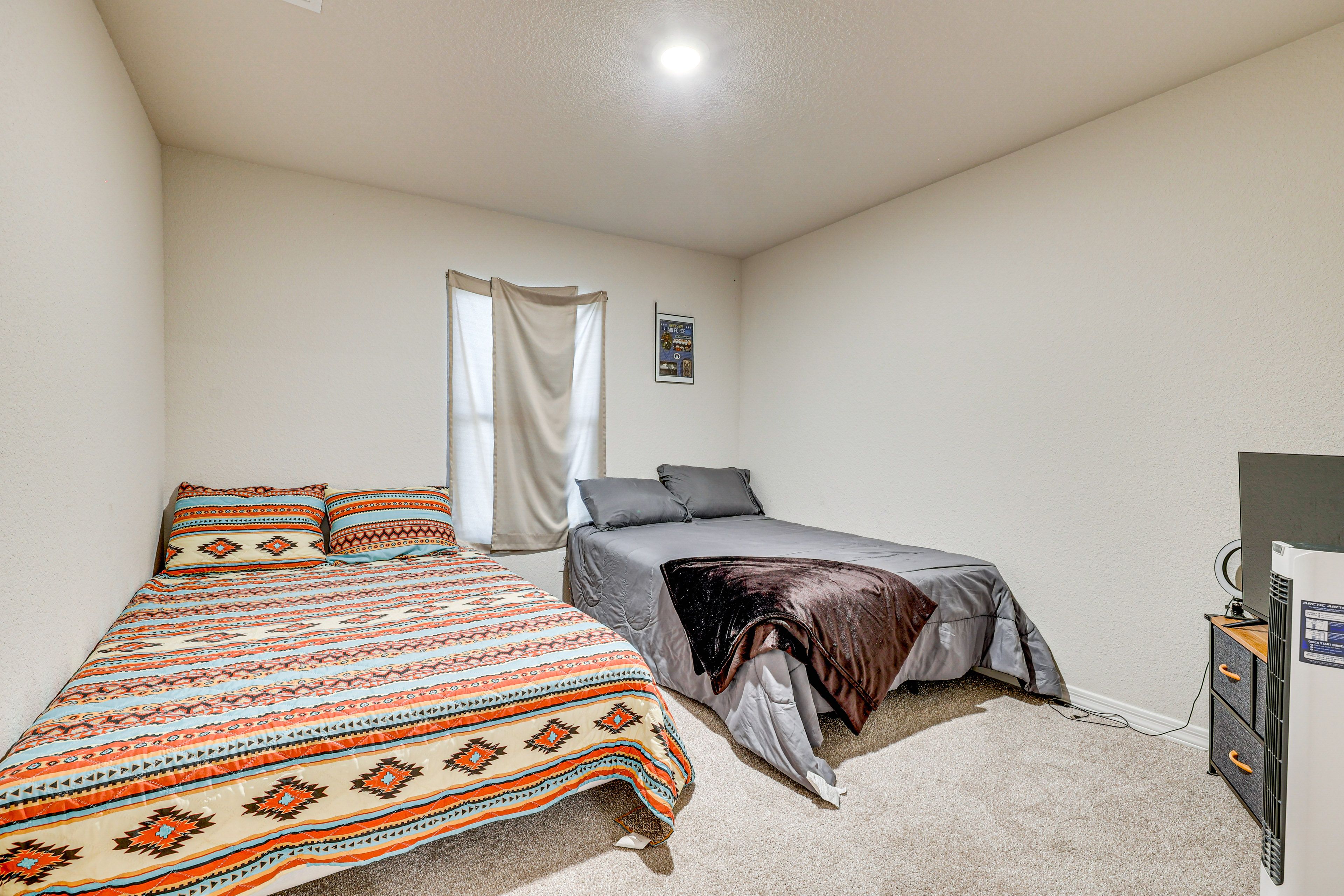 Bedroom 4 | 2 Full Beds | Smart TV