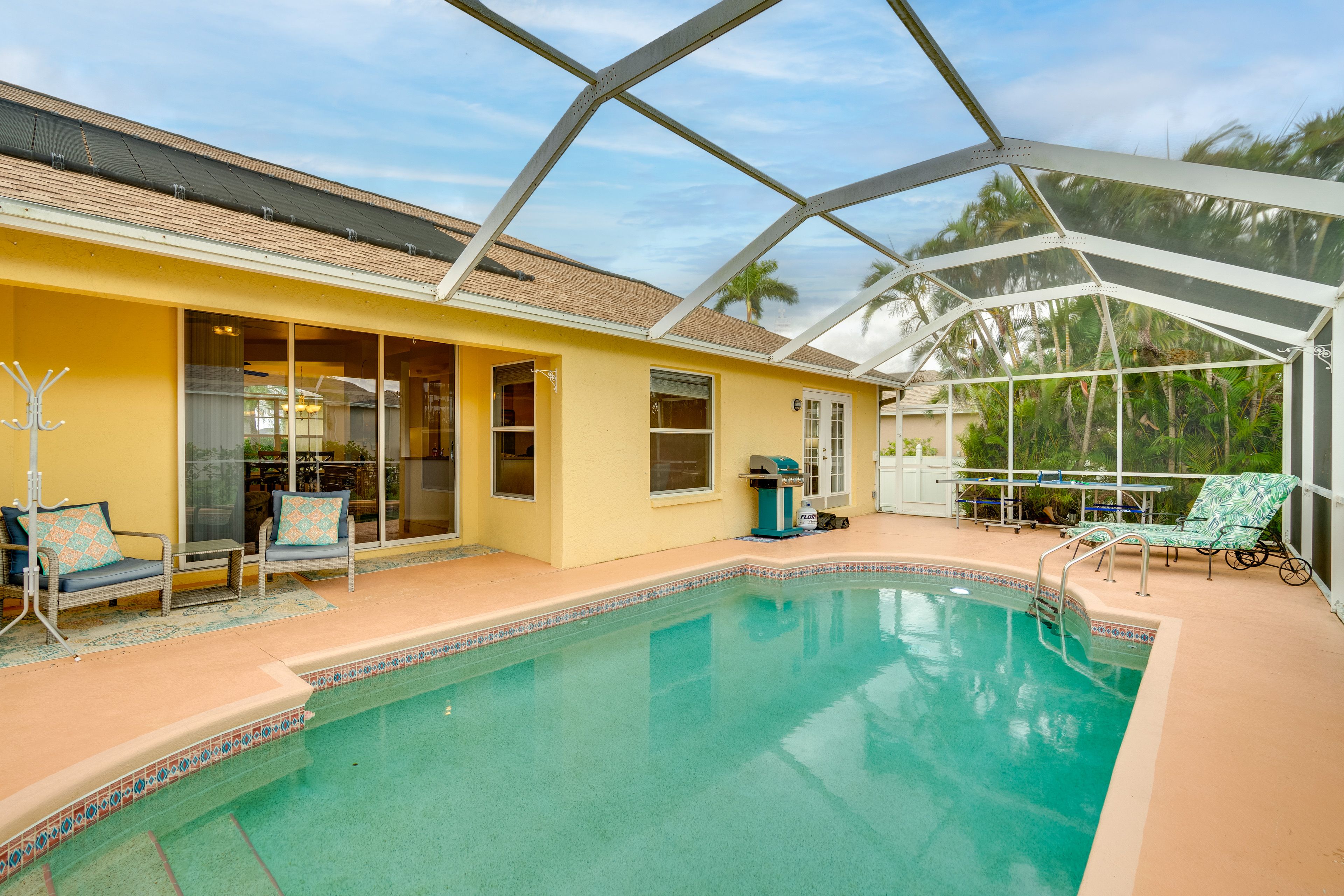Private Lanai | Pool | Gas Grill