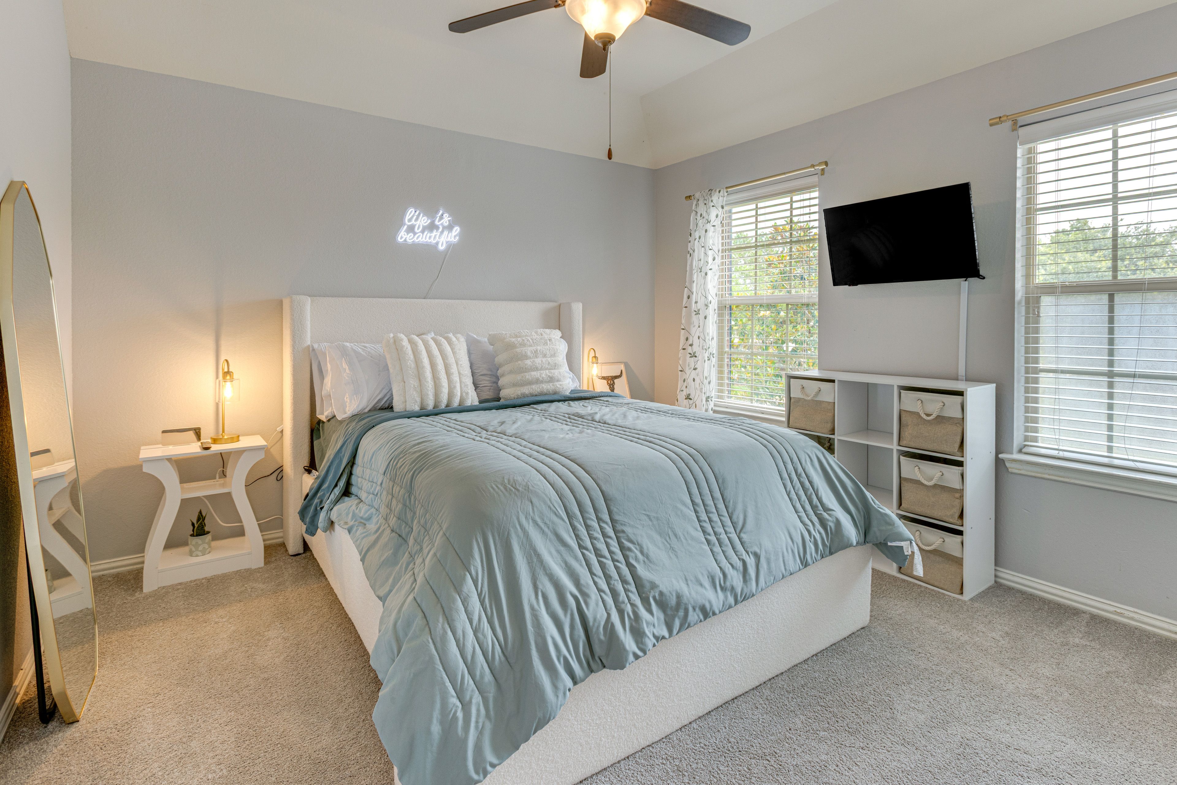 Bedroom 2 | 2nd Floor | Queen Bed