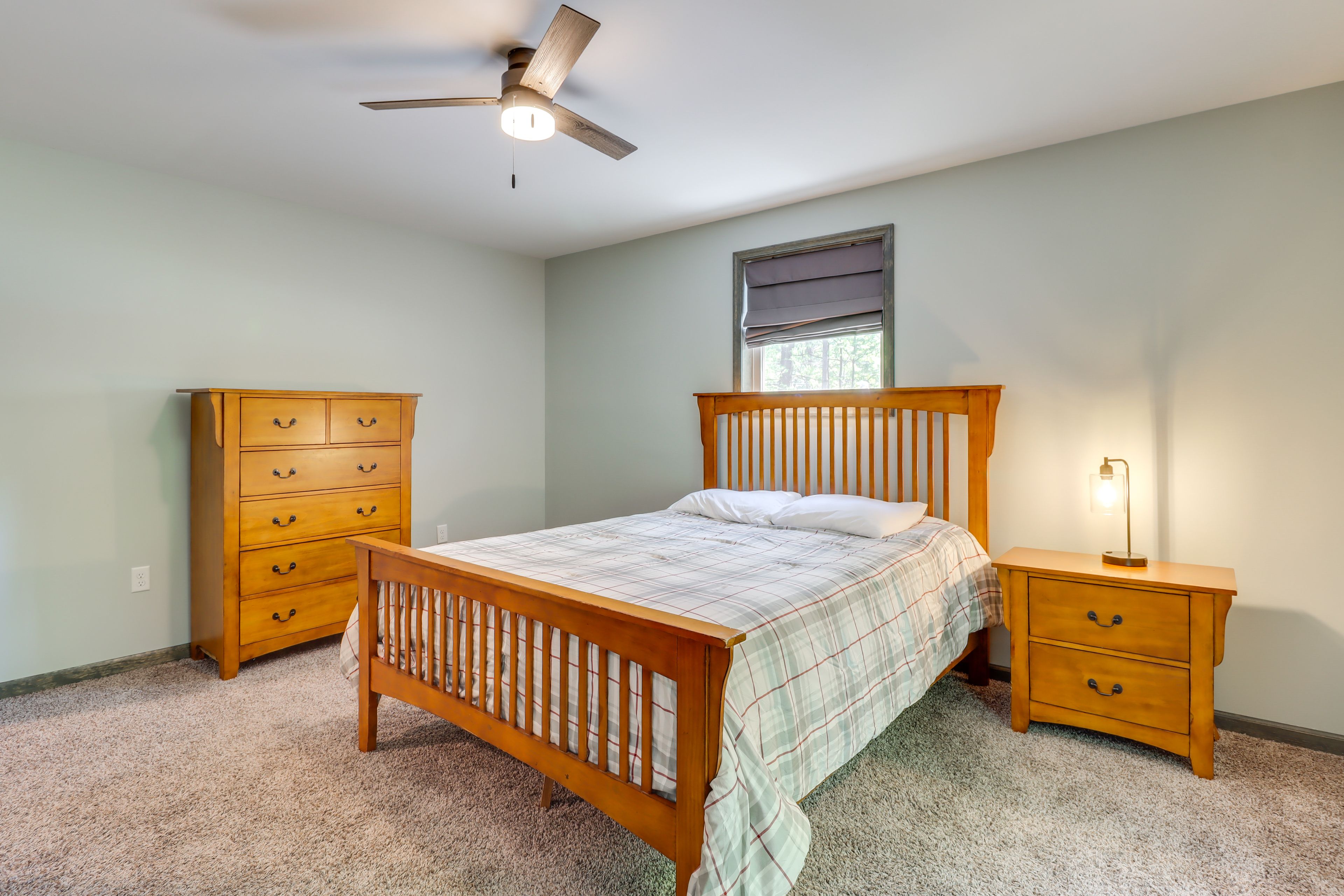 Bedroom 4 | Queen Bed | 2nd Floor
