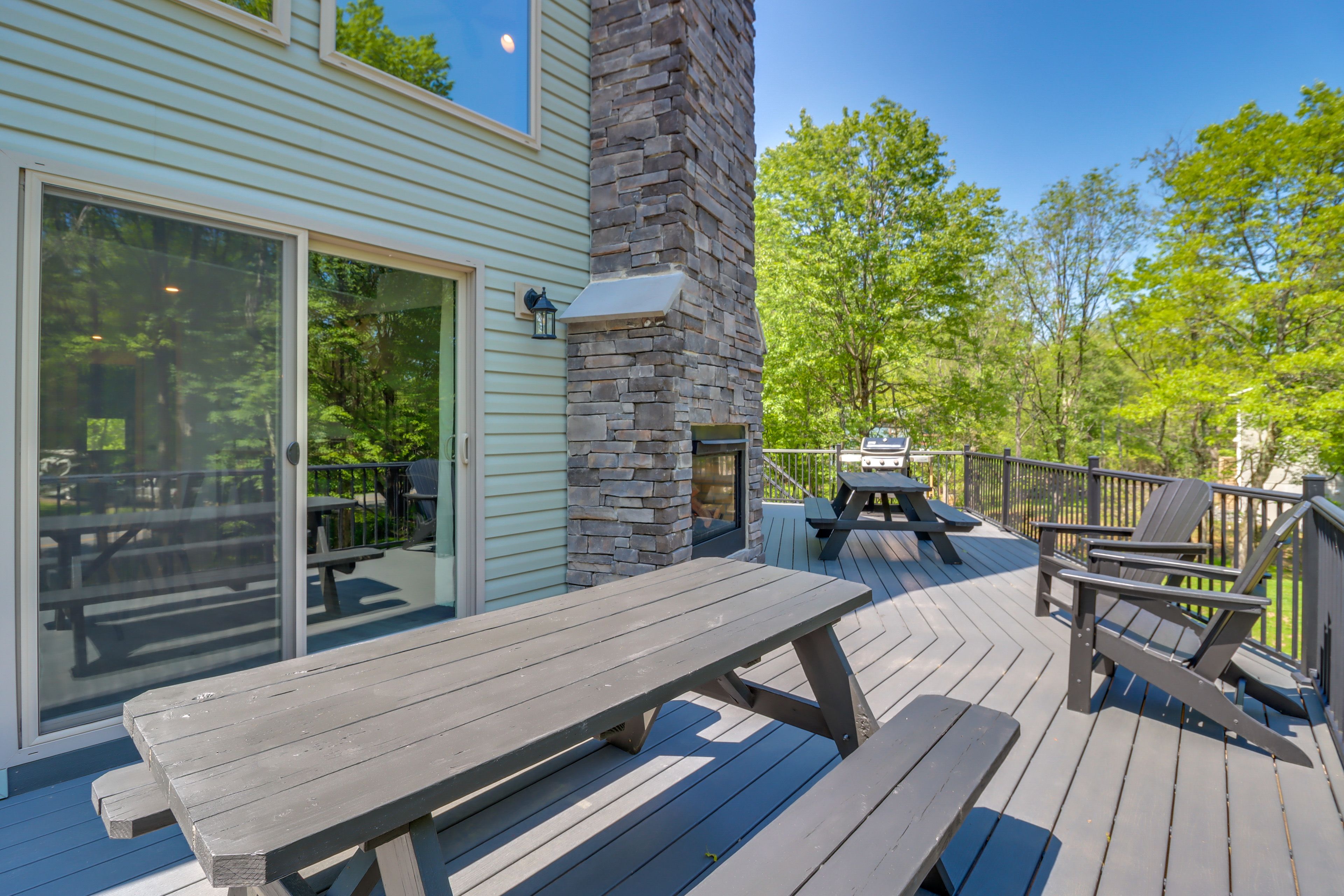 Wraparound Deck | Private Hot Tub | Gas Grill | Yard Games