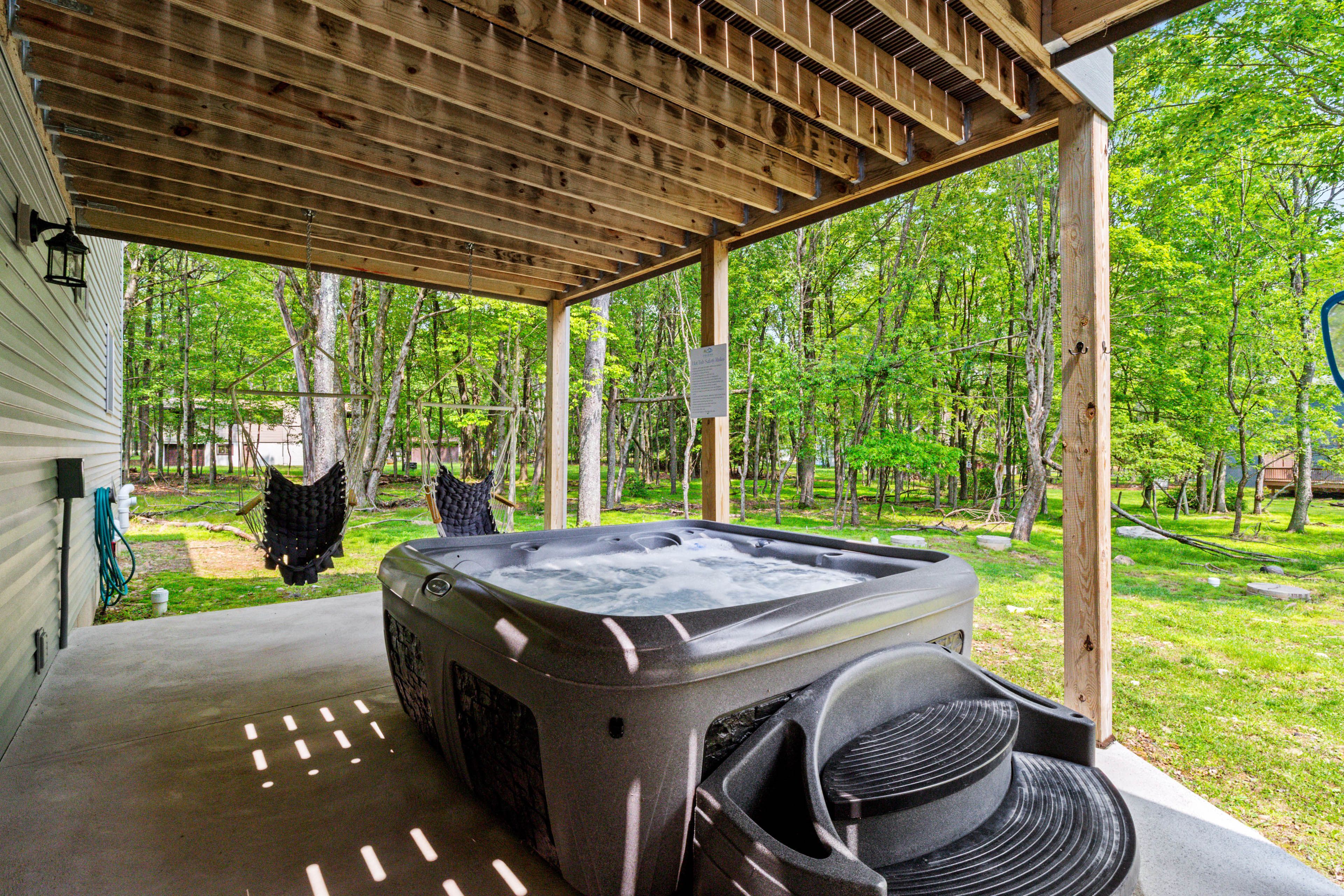 Patio | Hot Tub