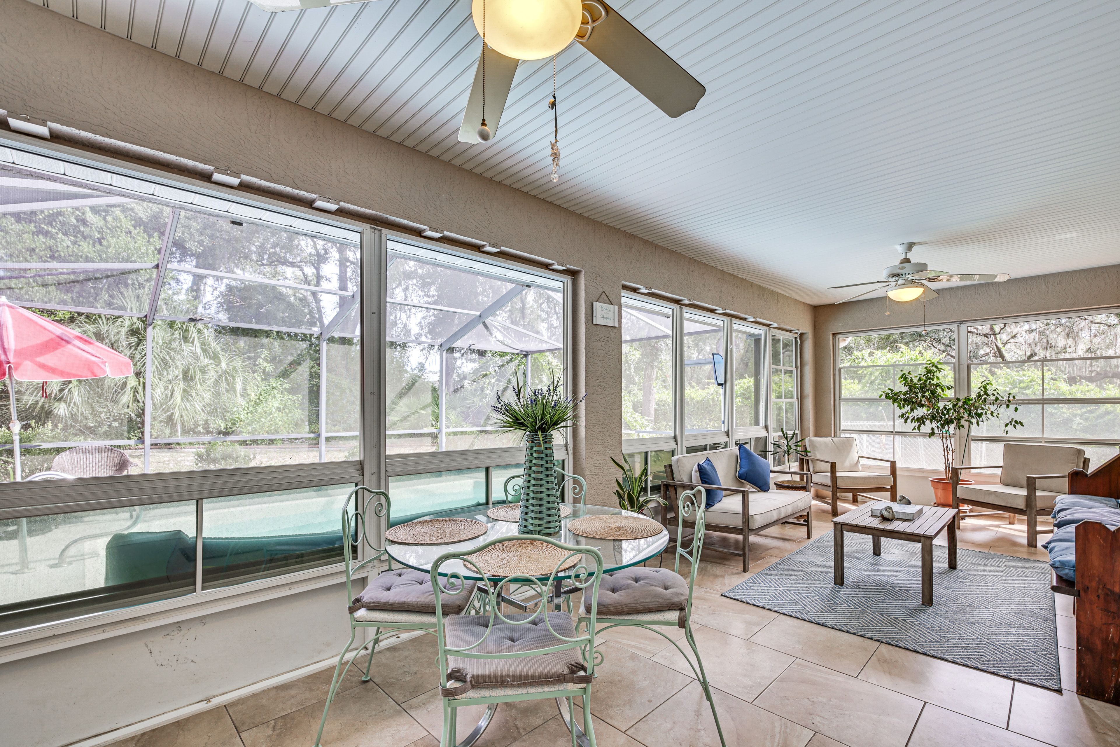 Sunroom w/ Seating