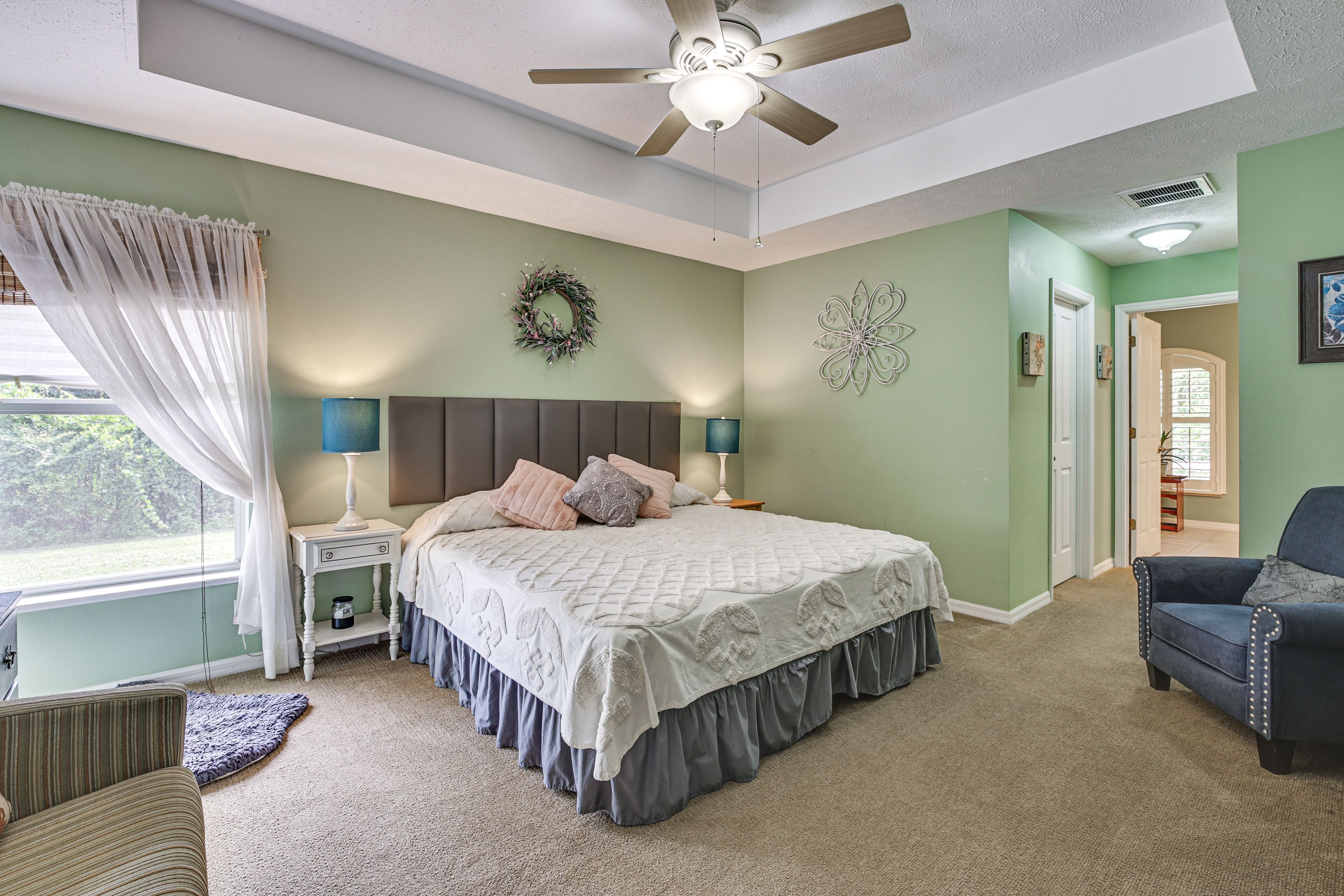 Bedroom 1 | King Bed