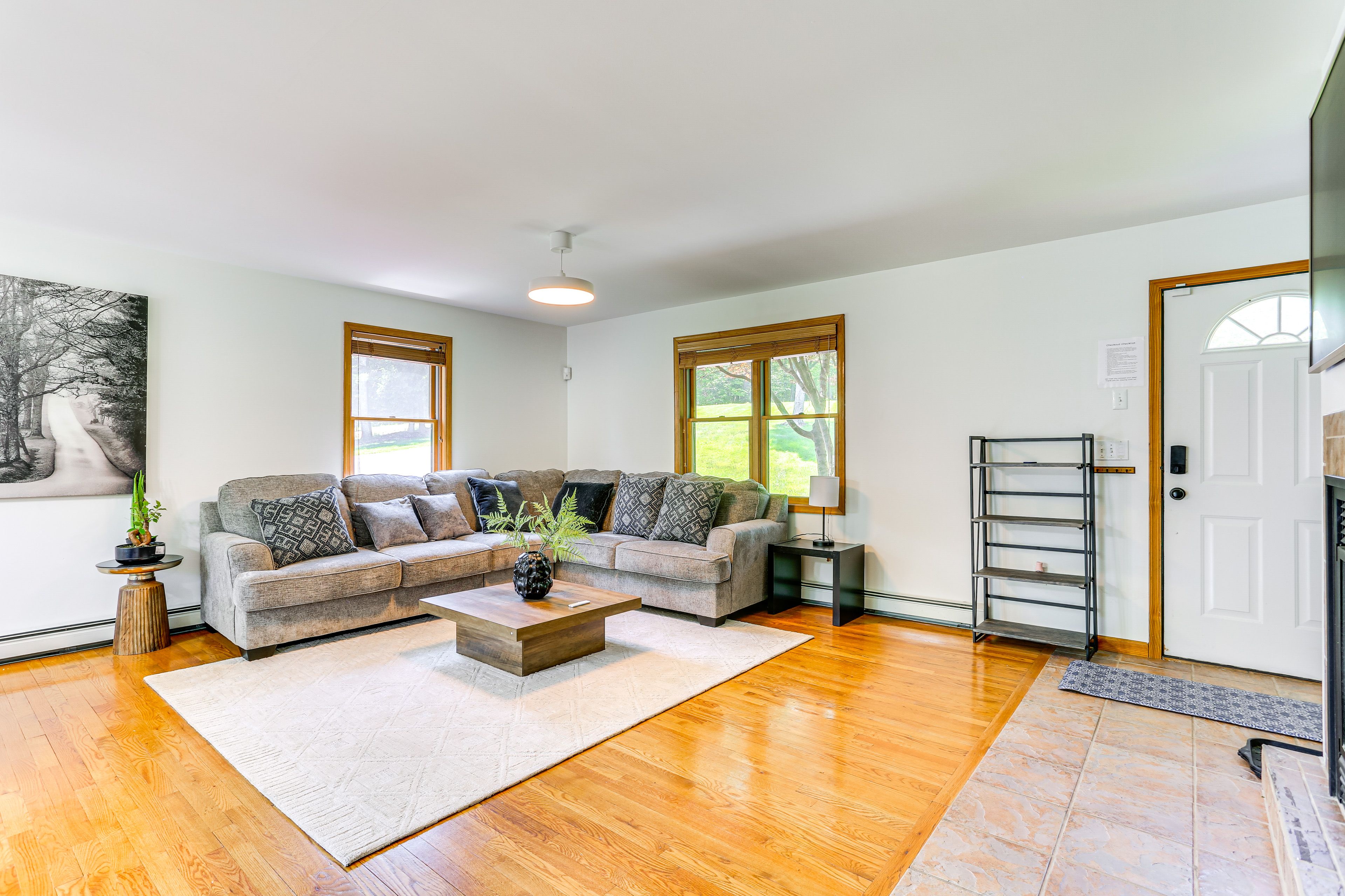 Living Room | Smart TV | Gas Fireplace | Main Level