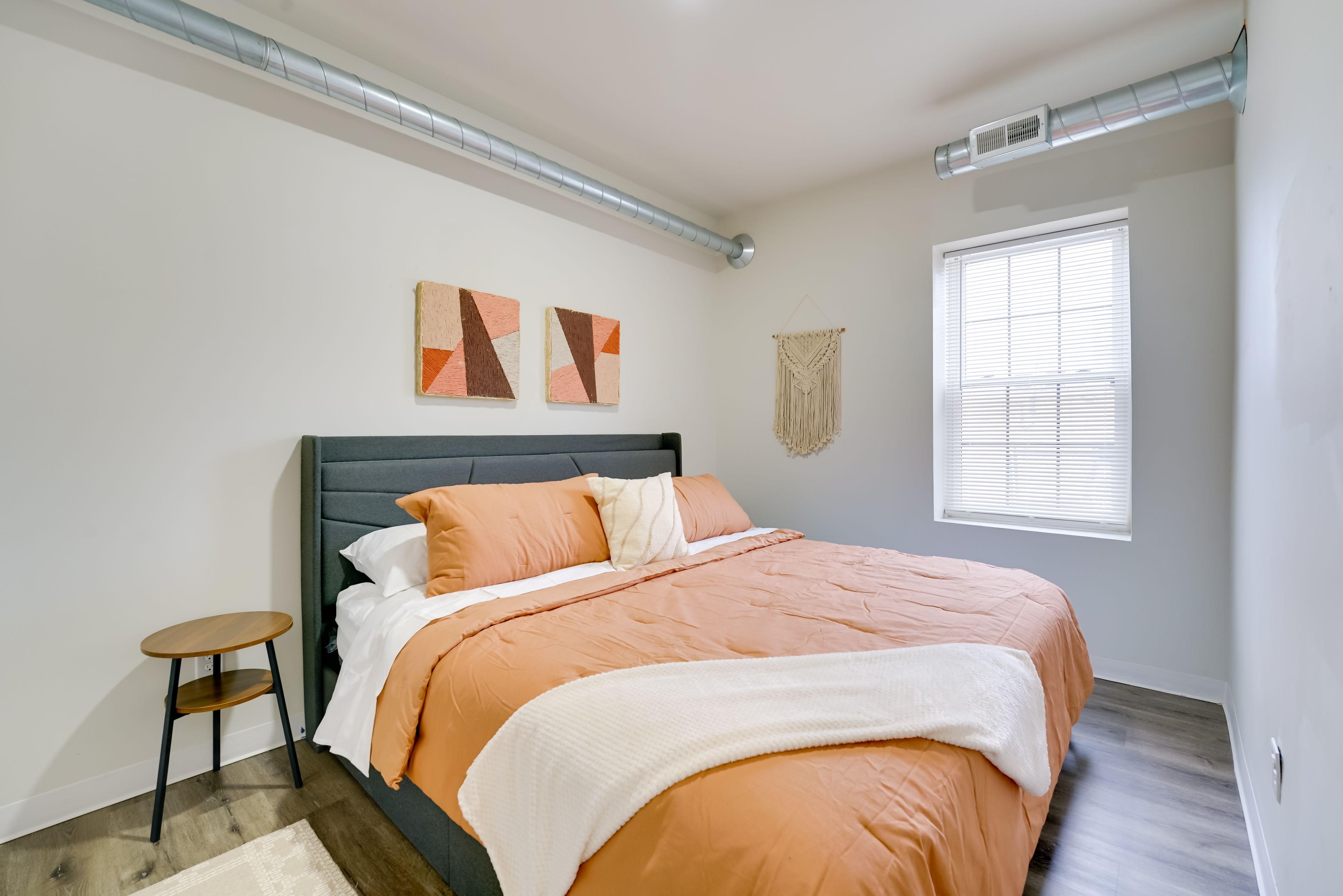 Bedroom 1 | King Bed | Linens Provided