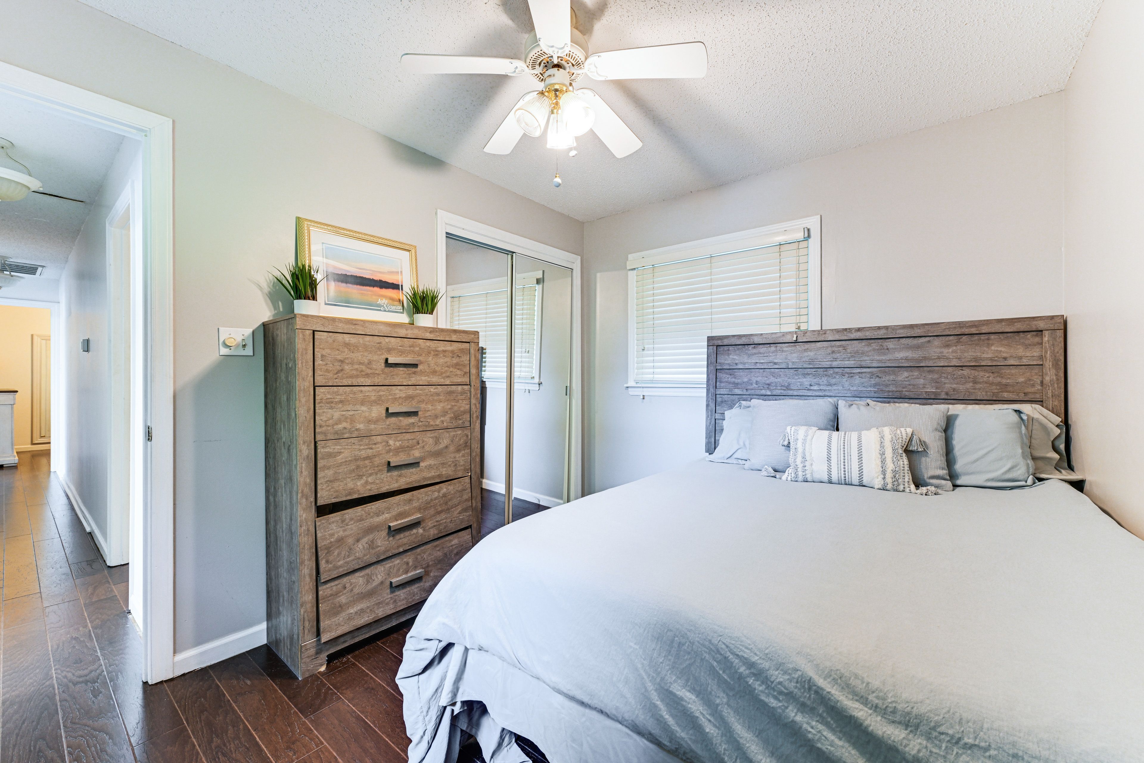 Bedroom 1 | Main Level | Queen Bed | Linens Provided