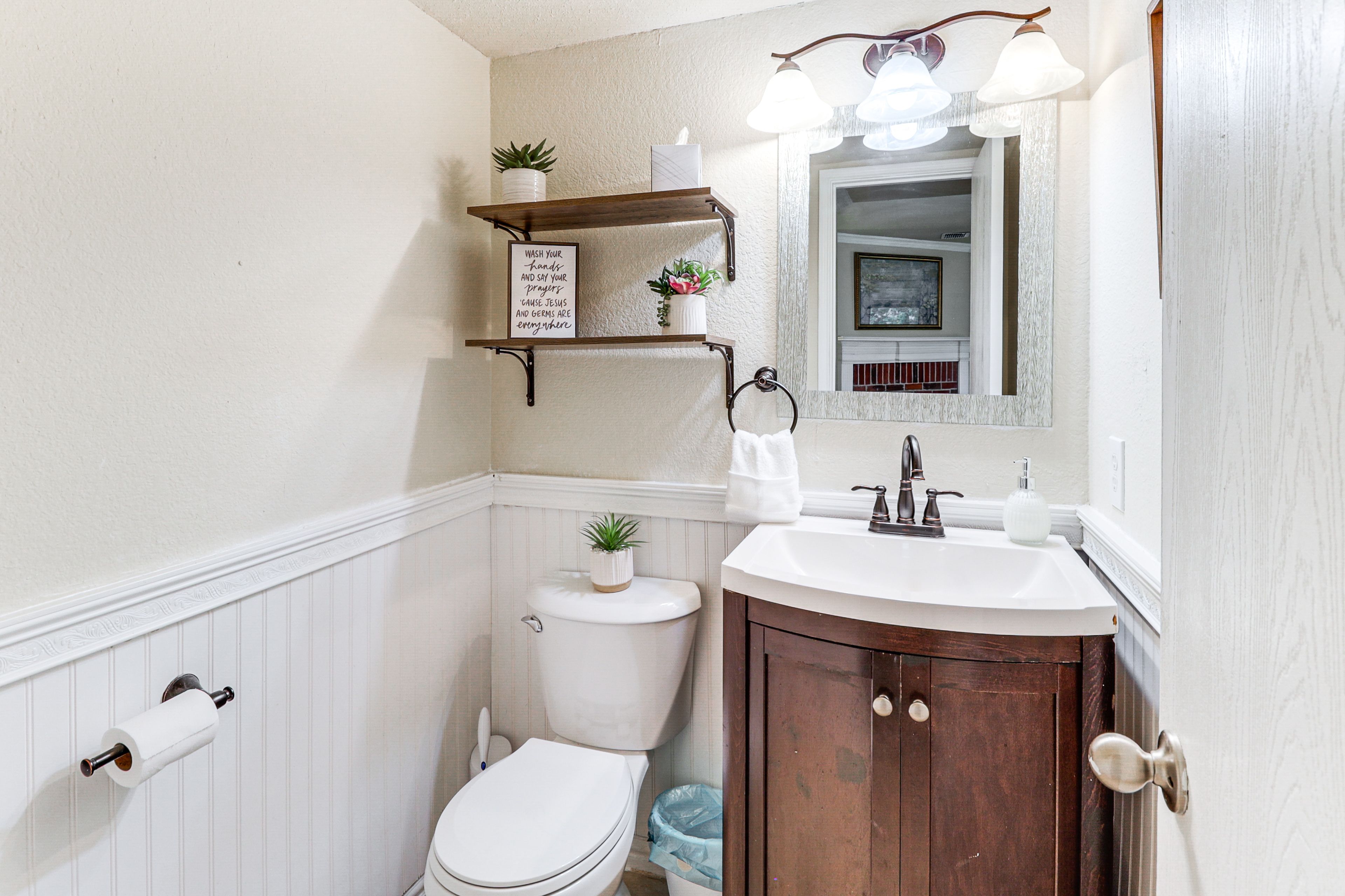 Half Bathroom | 1st Floor