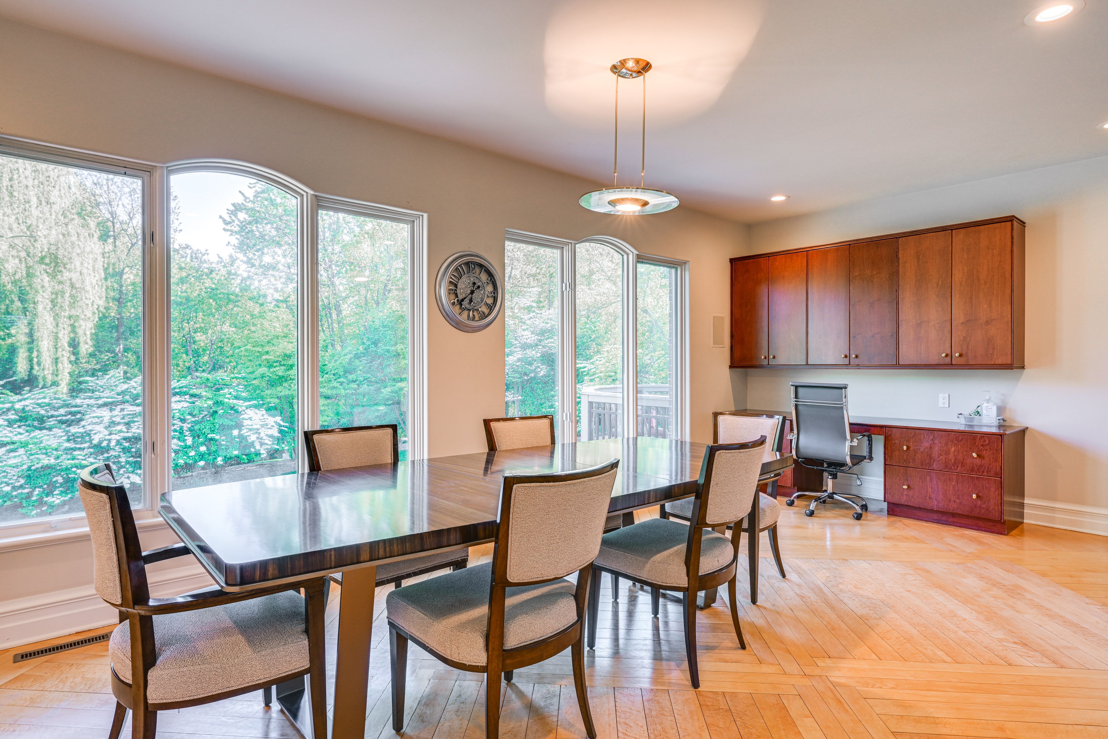 Additional Dining Area | 1st Floor | Laptop-Friendly Workspace