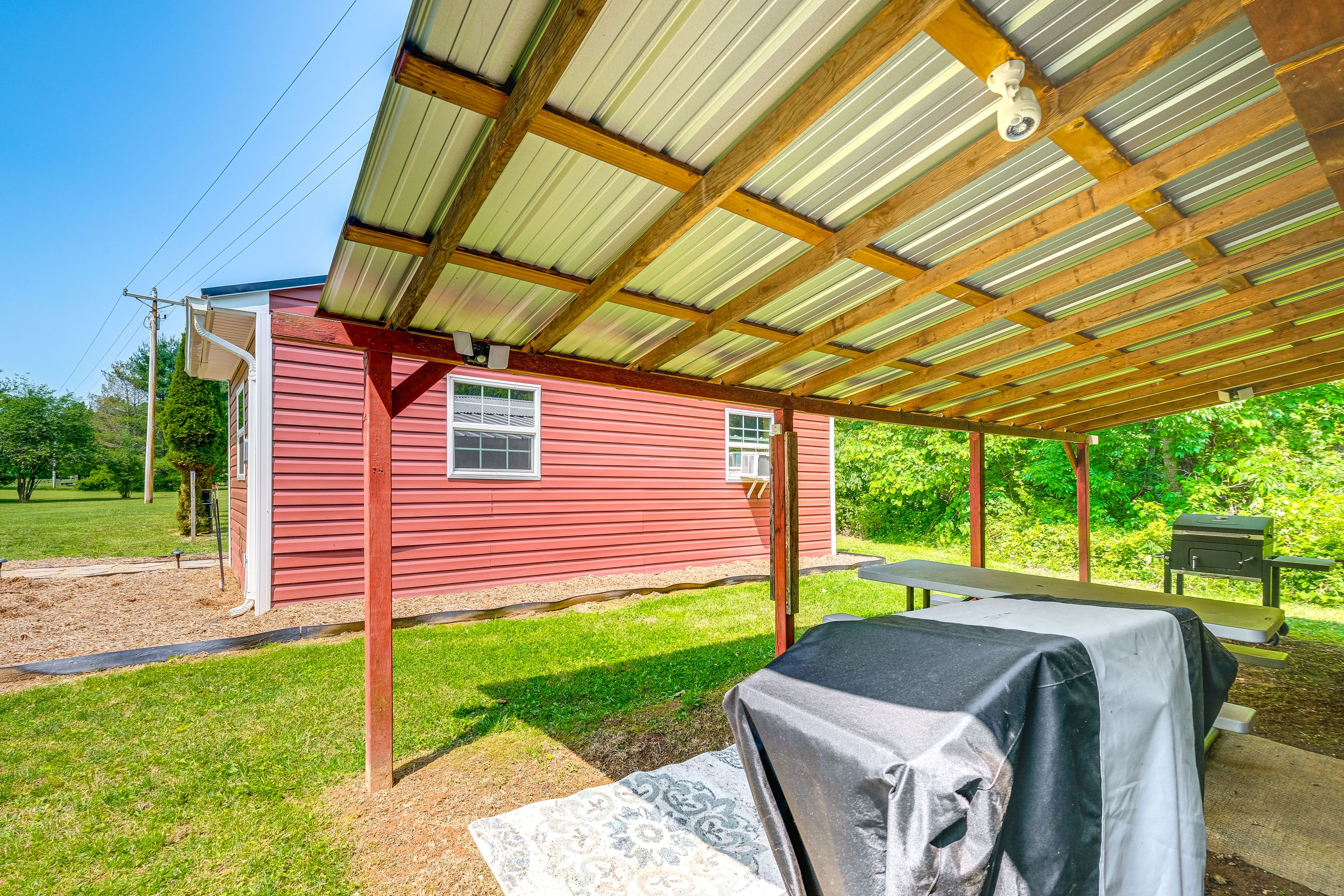 Patio | Blackstone Griddle | Charcoal Grill