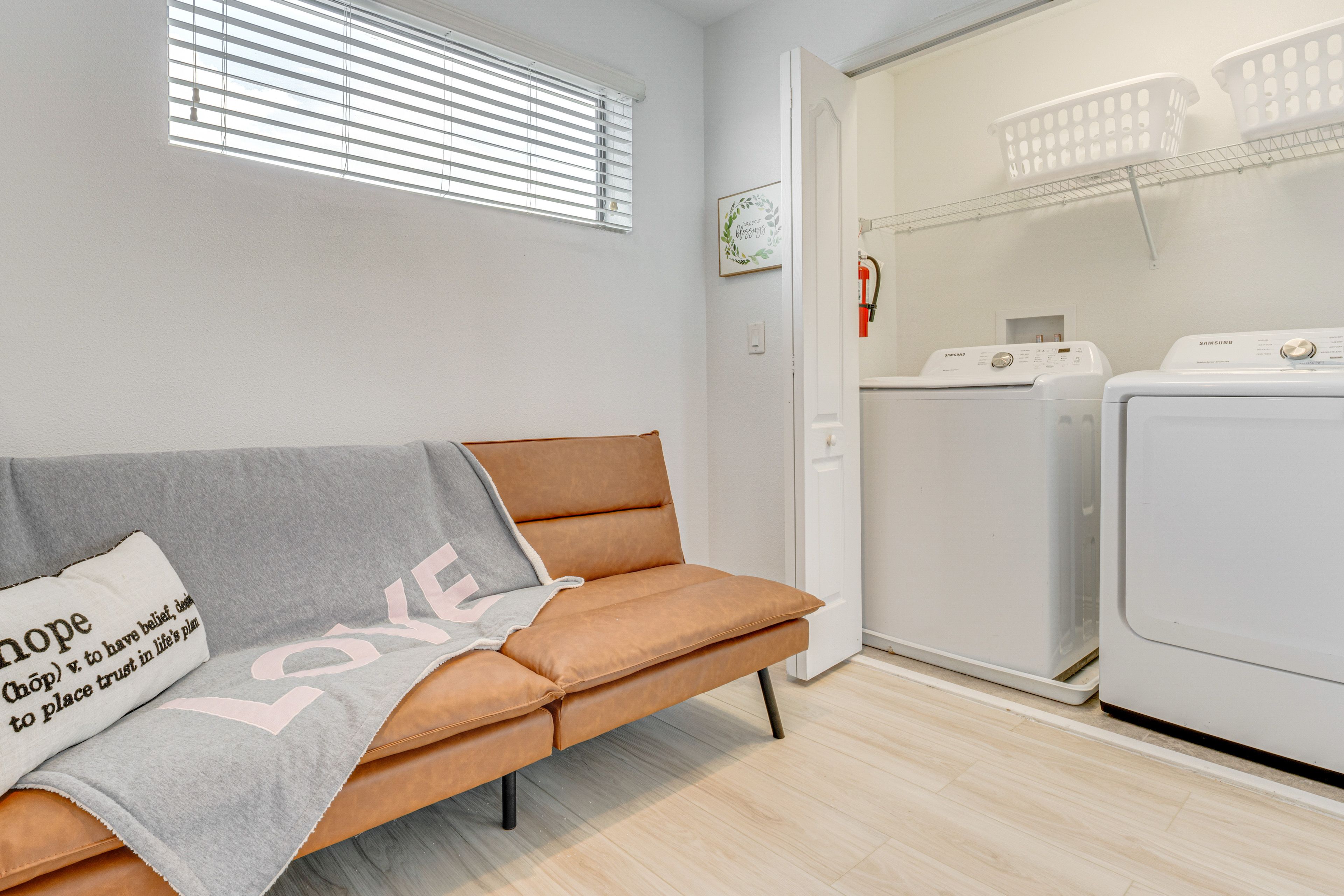 Loft | 2nd Floor | Twin Futon | Washer & Dryer