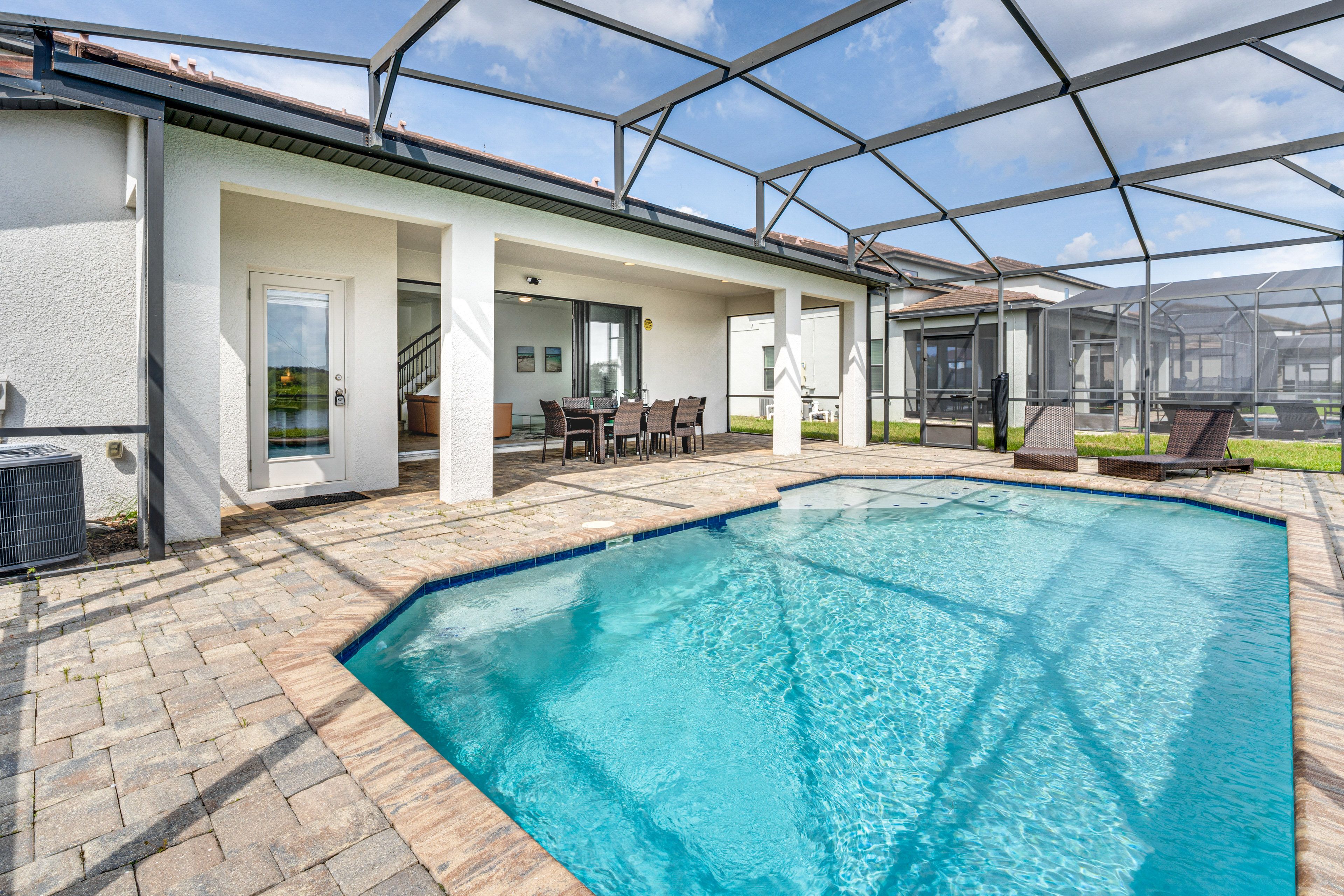 Private Pool & Lanai