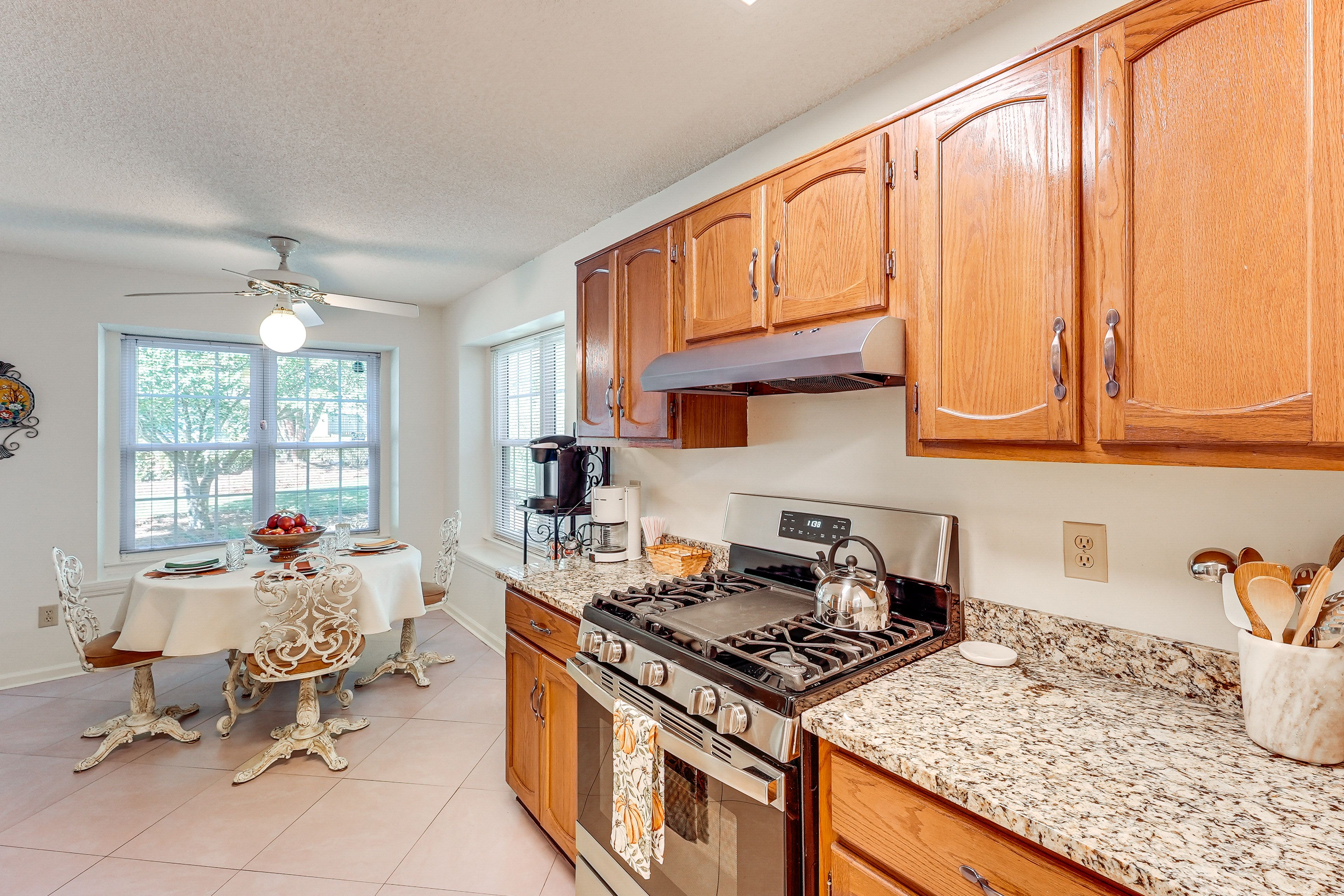 Kitchen | Cooking Basics | Drip & Pod Coffee Makers | Microwave | Toaster Oven