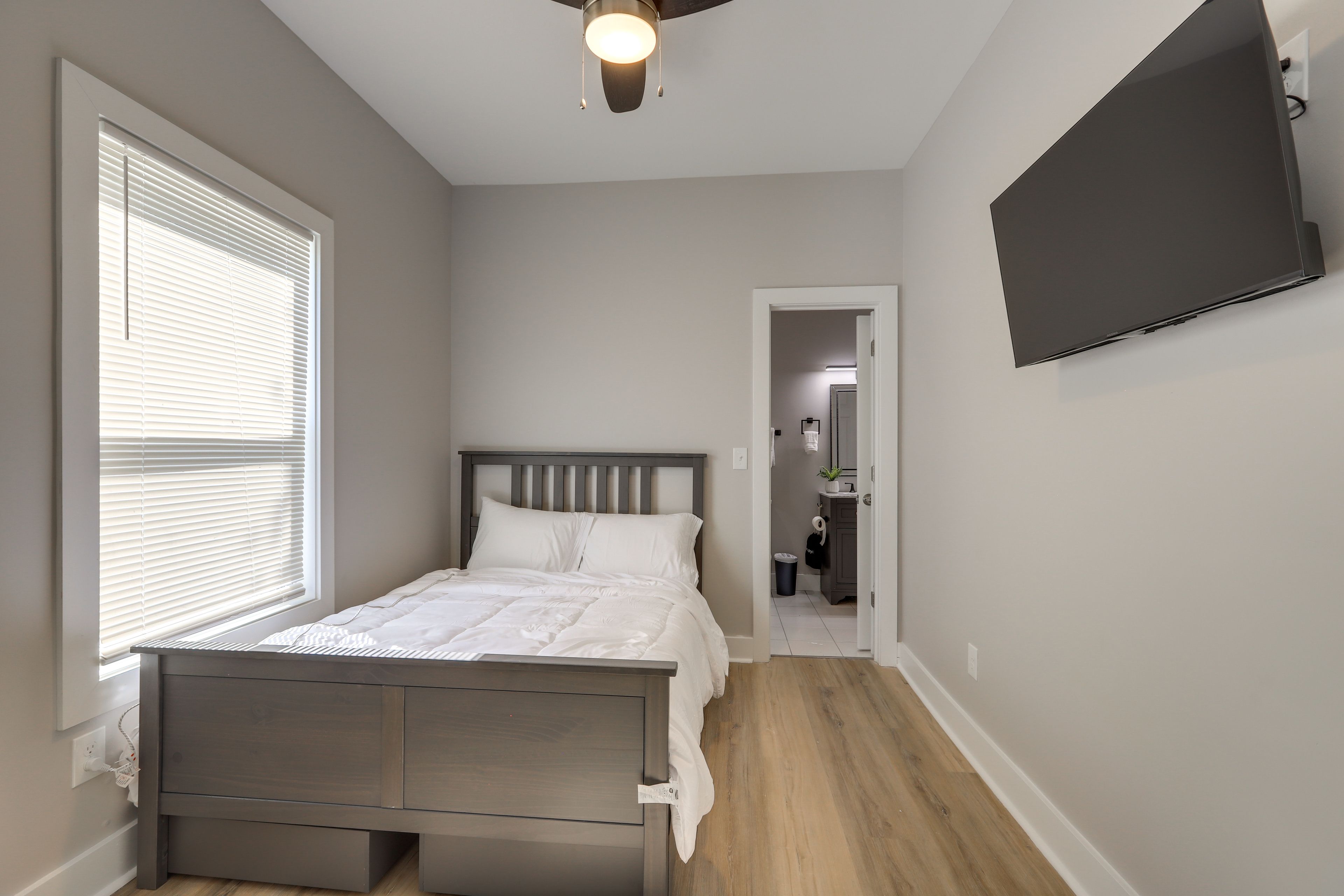 Bedroom 2 | Full Bed