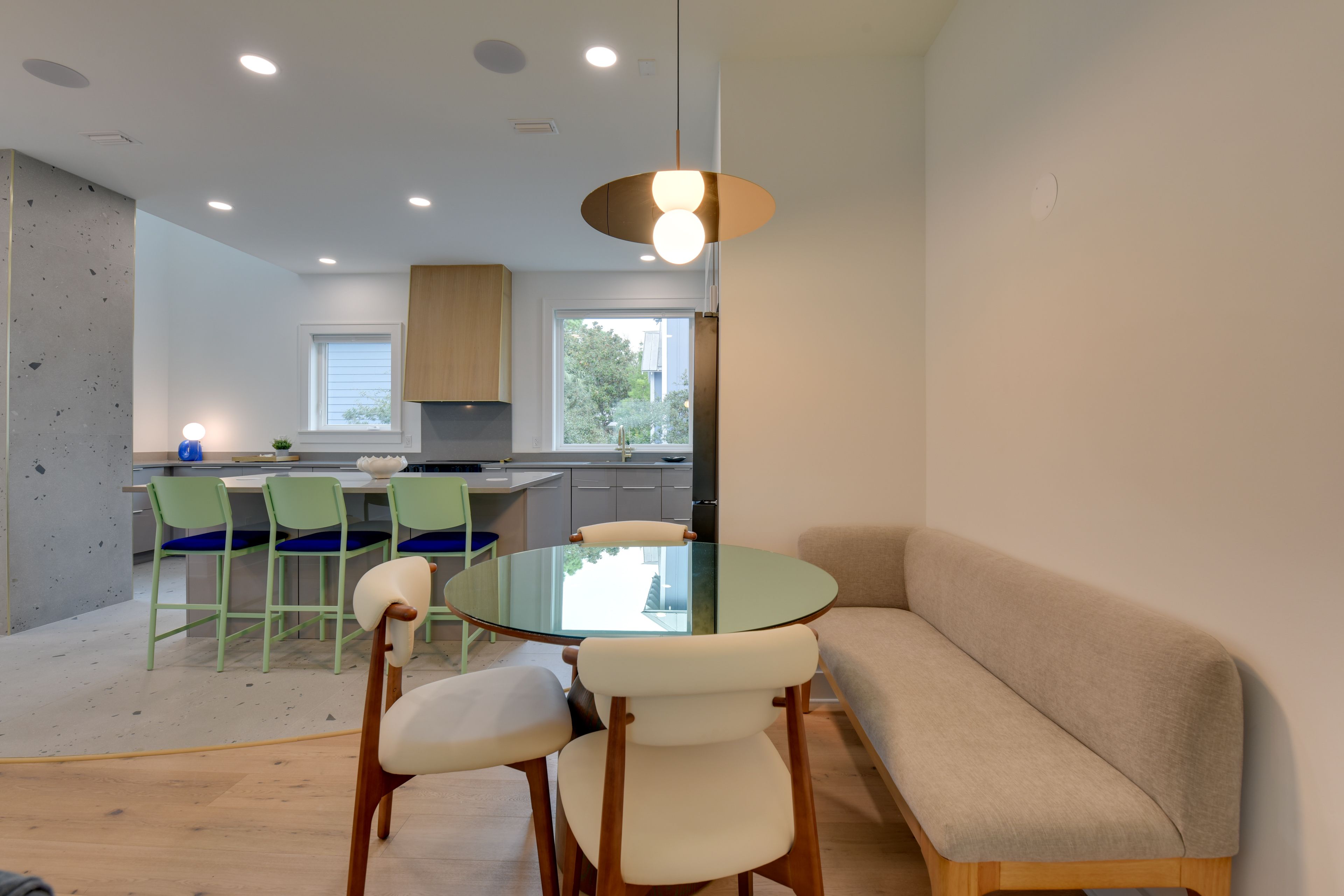 Dining Area | Dishware/Flatware Provided | Main Level