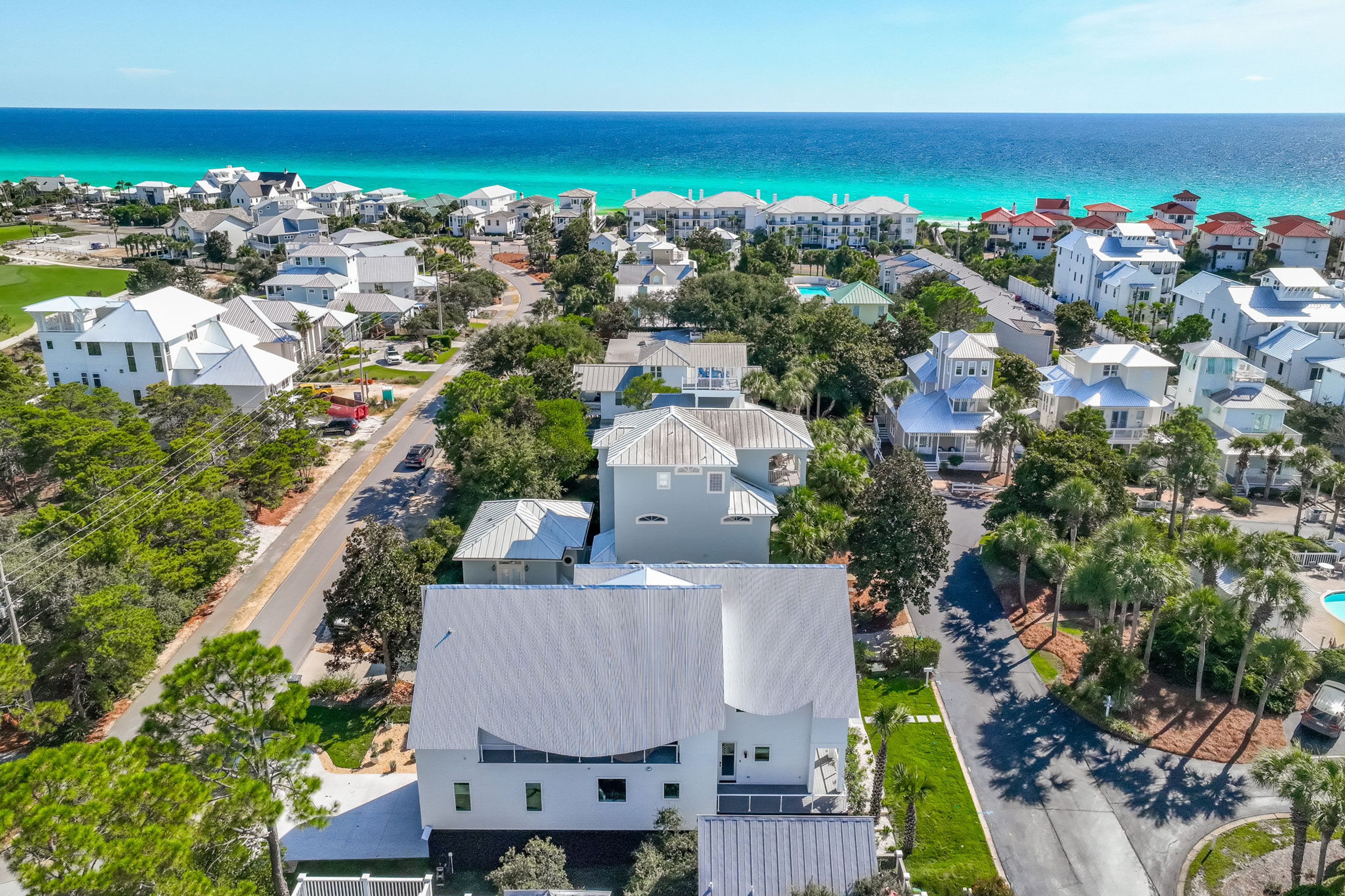Surrounding Area | Nearby Beach