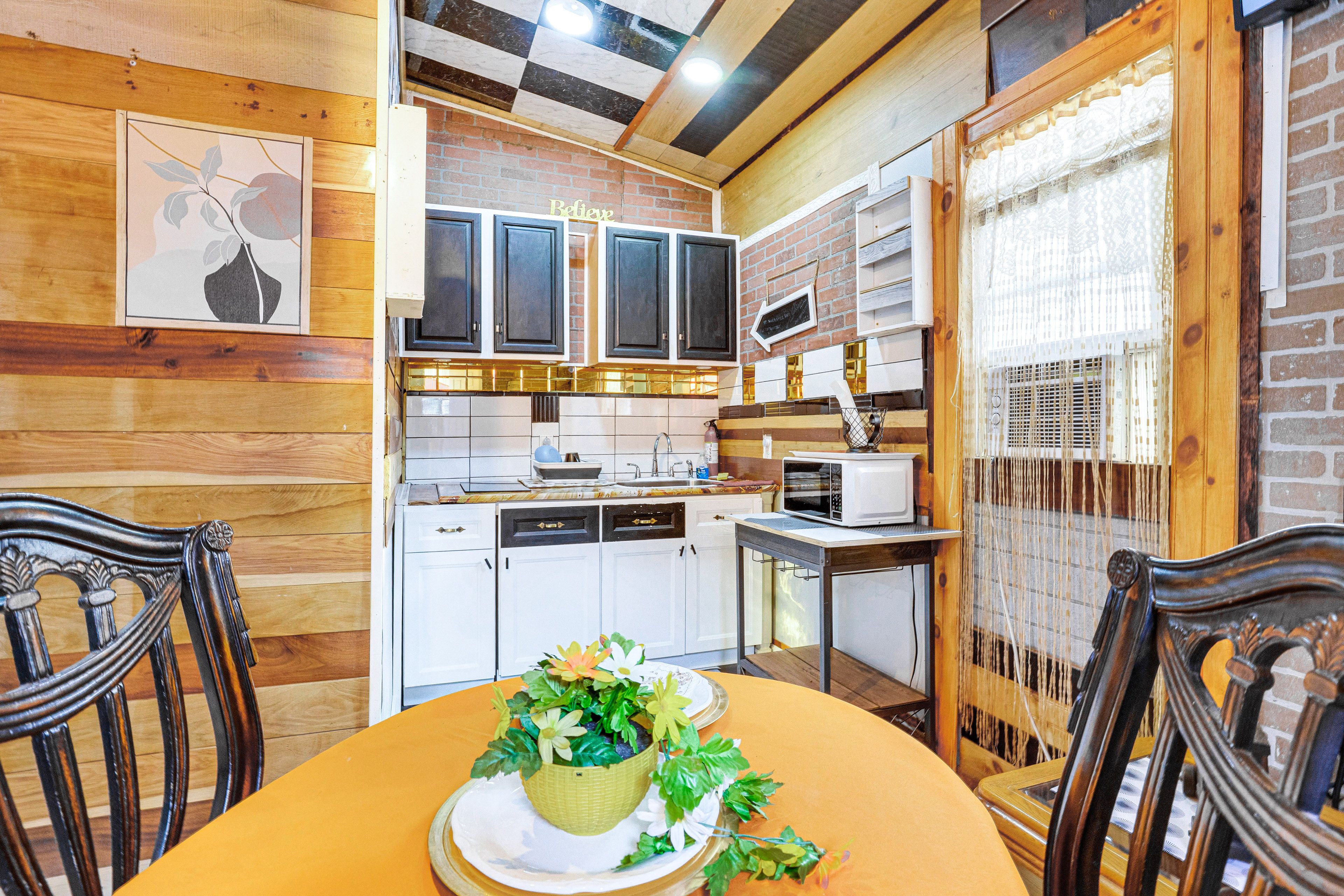 Studio | Kitchen | Single-Serve Coffee Maker