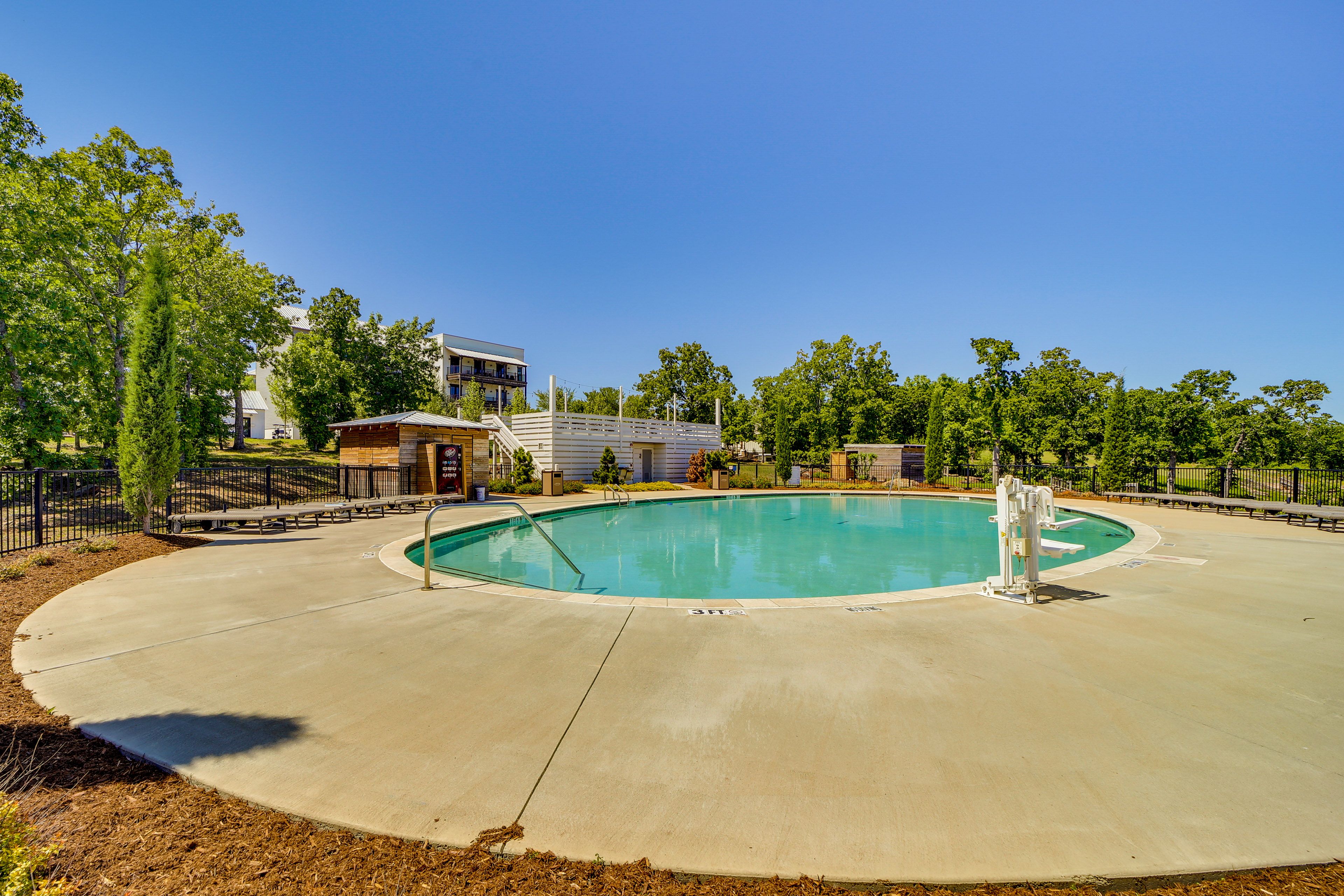 Outdoor Community Pool