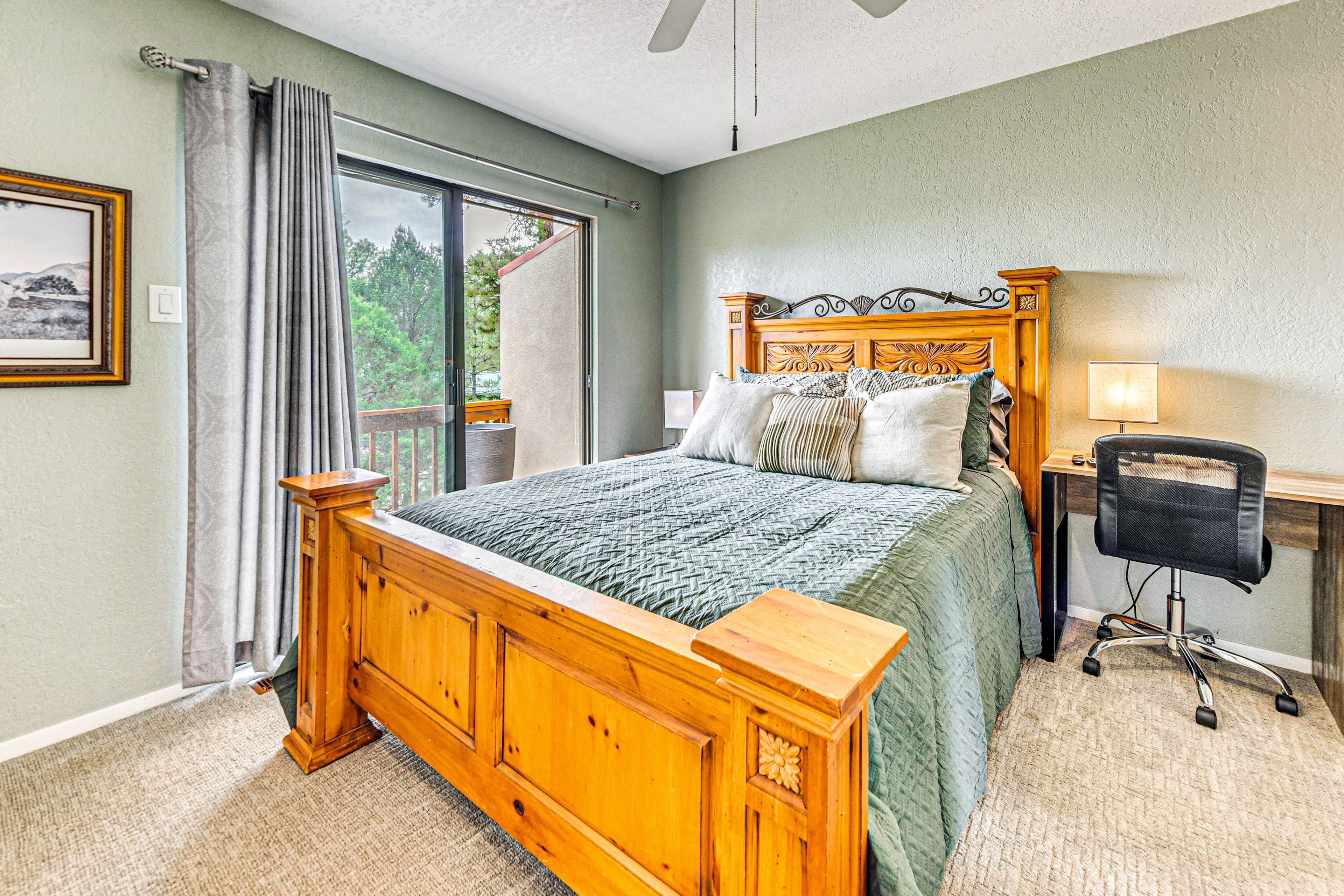 Bedroom 2 | Queen Bed | 2nd Floor