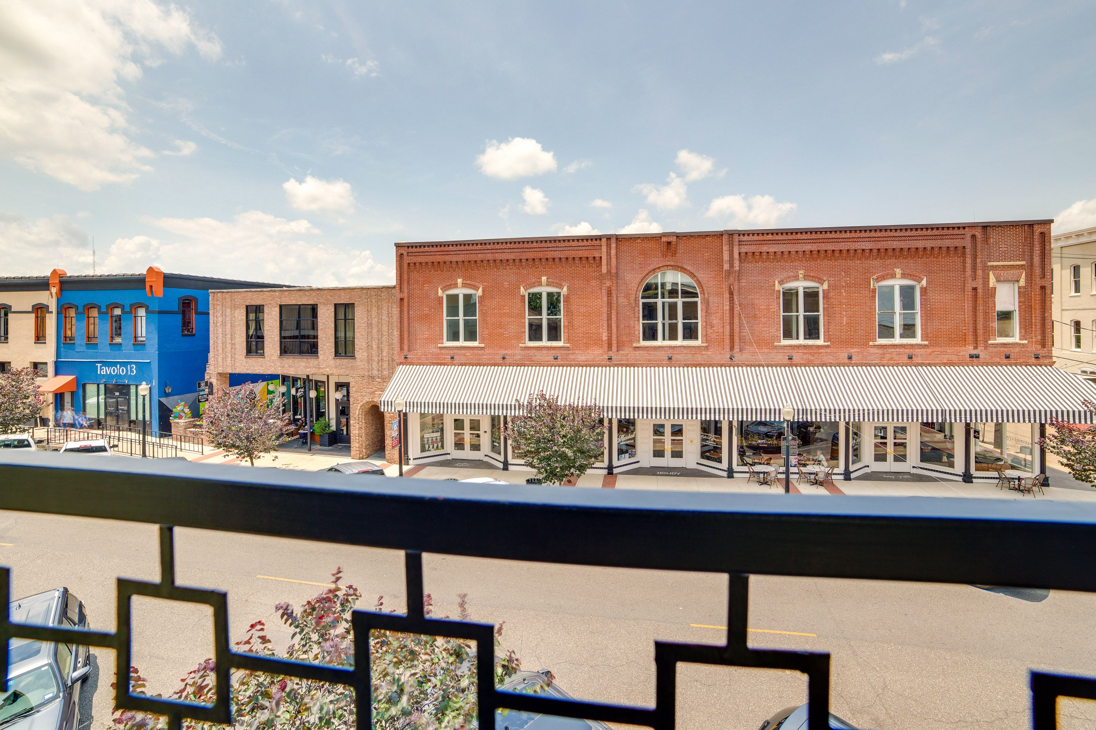 Private Balcony | Downtown Location