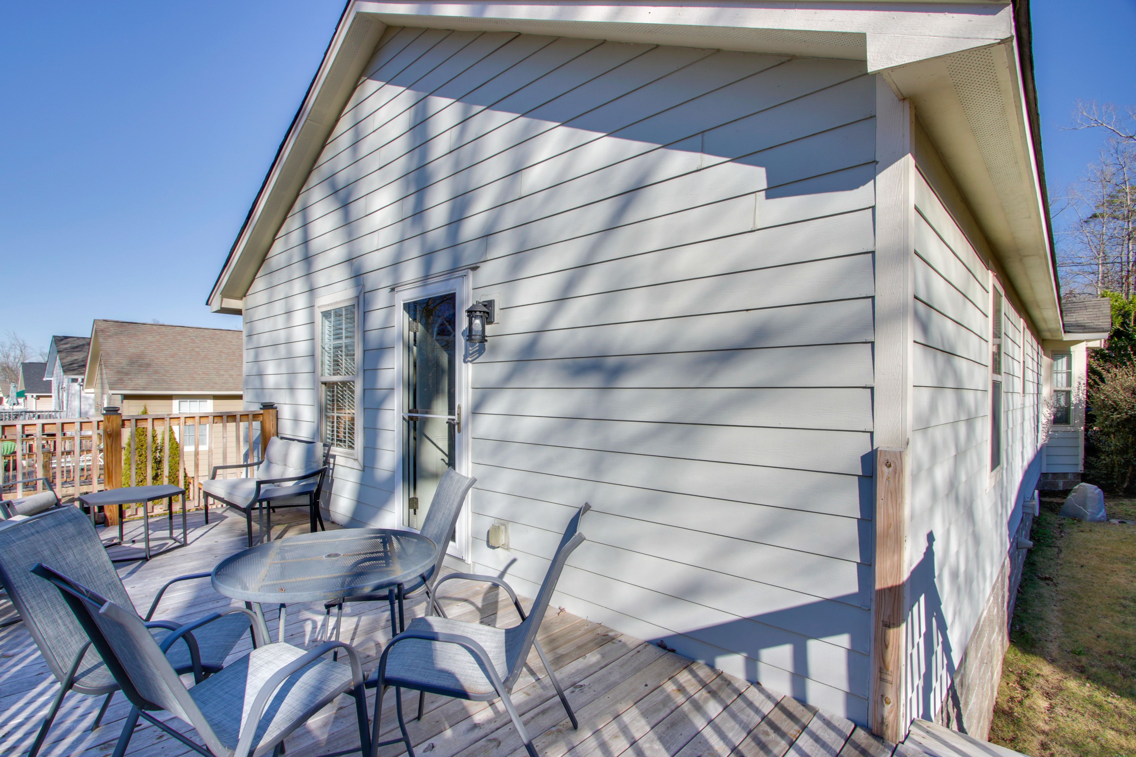 Furnished Deck | Gas Grill | Spacious Yard