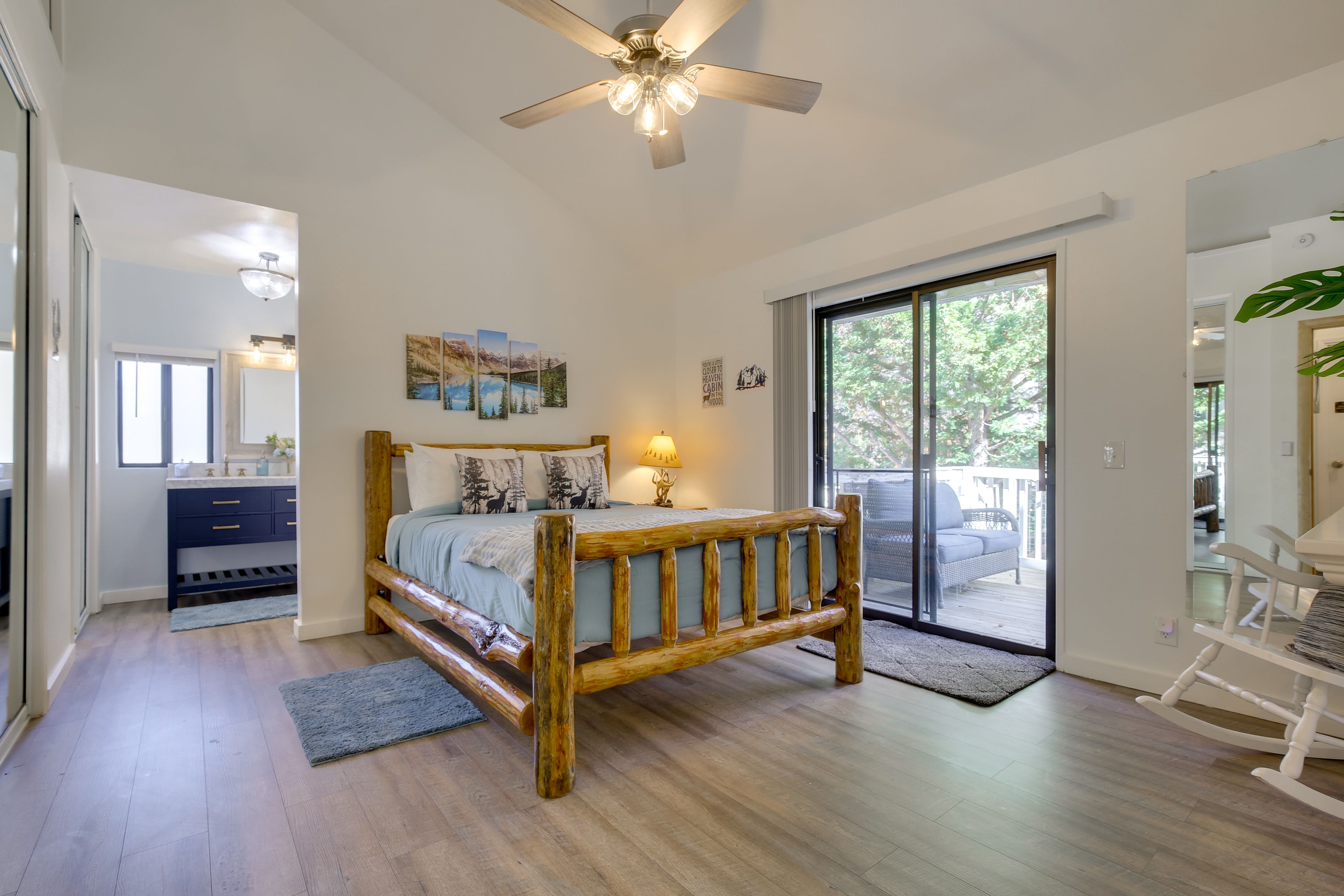 Bedroom Suite 2 | Queen Bed | 1st Floor