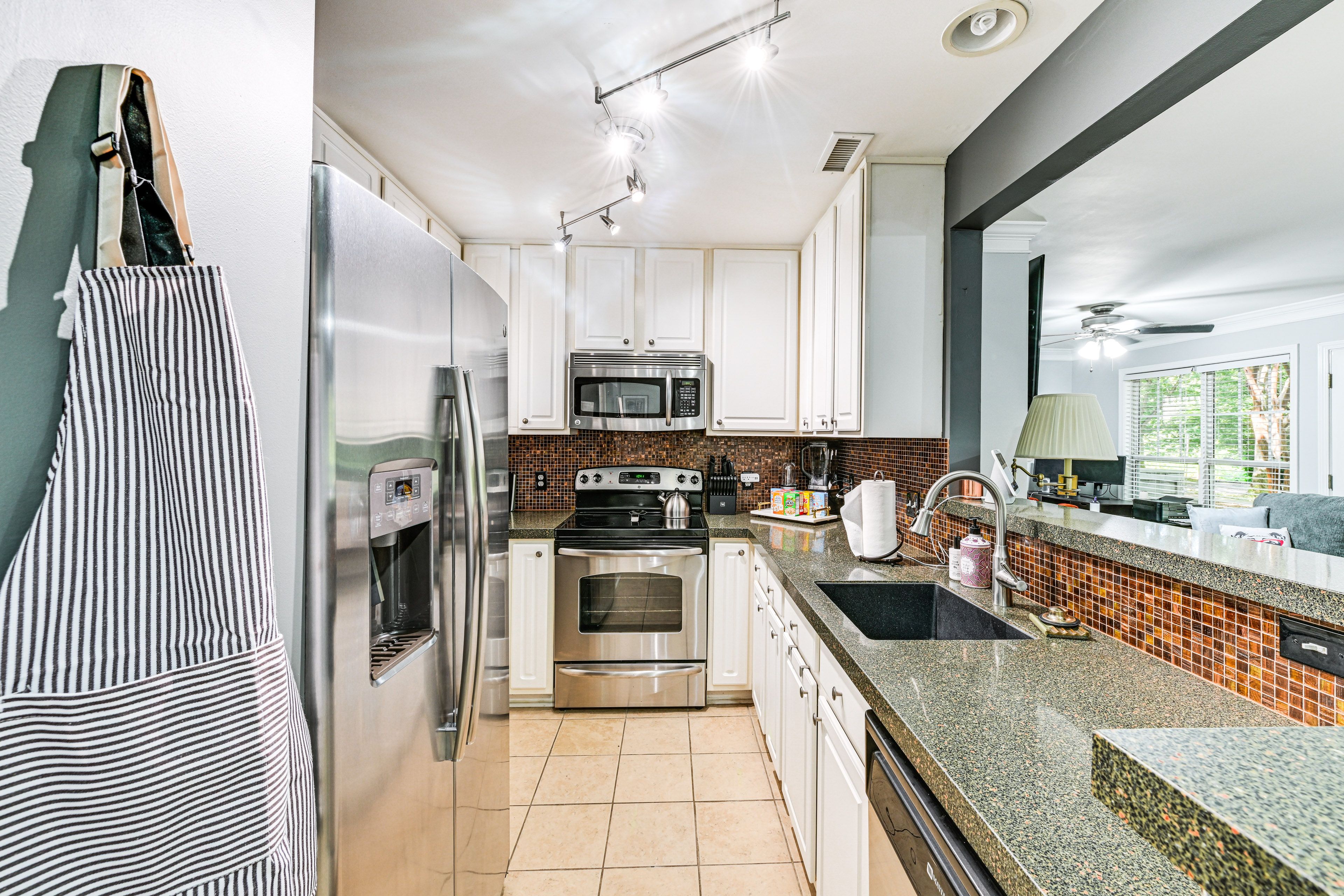 Property Interior | Single-Story Condo | Free WiFi | Central A/C & Heating
