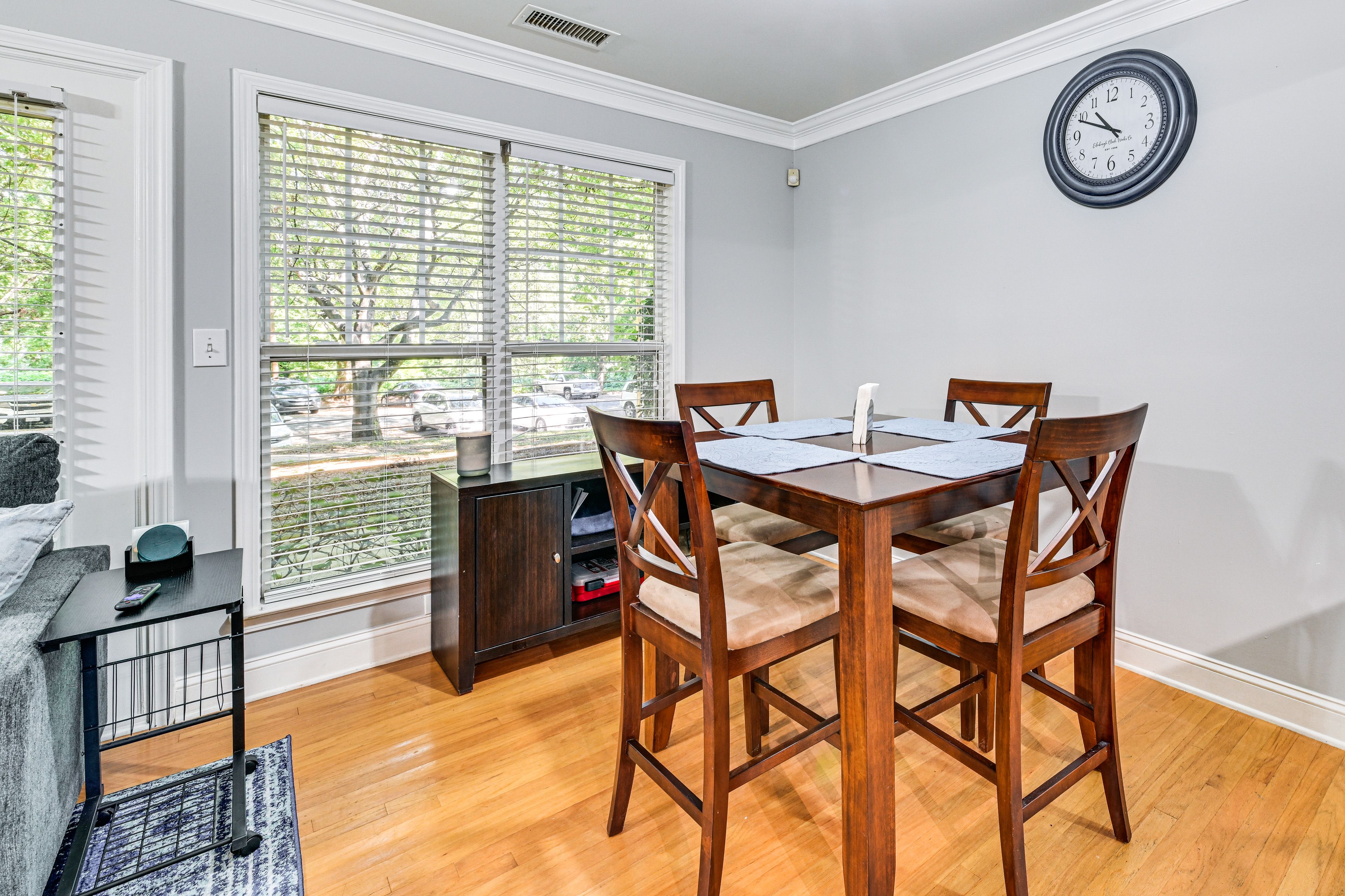 Dining Area | Dishware/Flatware