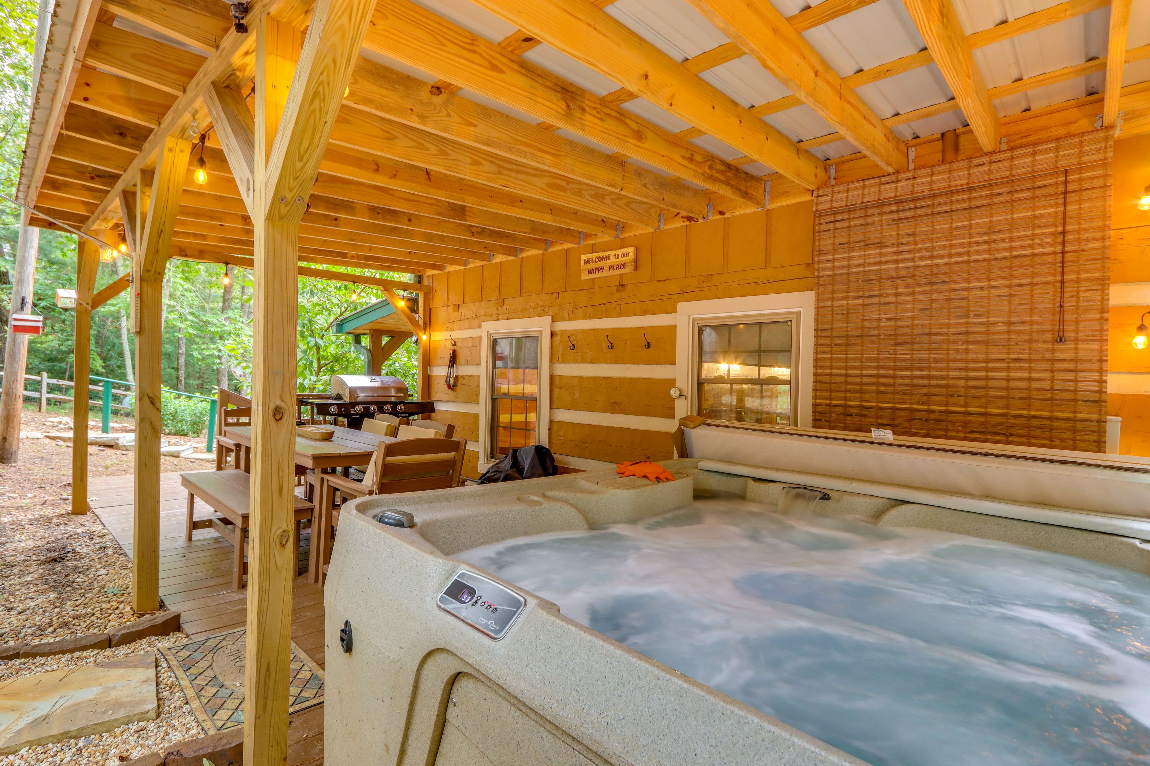Private Patio | Hot Tub | Gas Grill