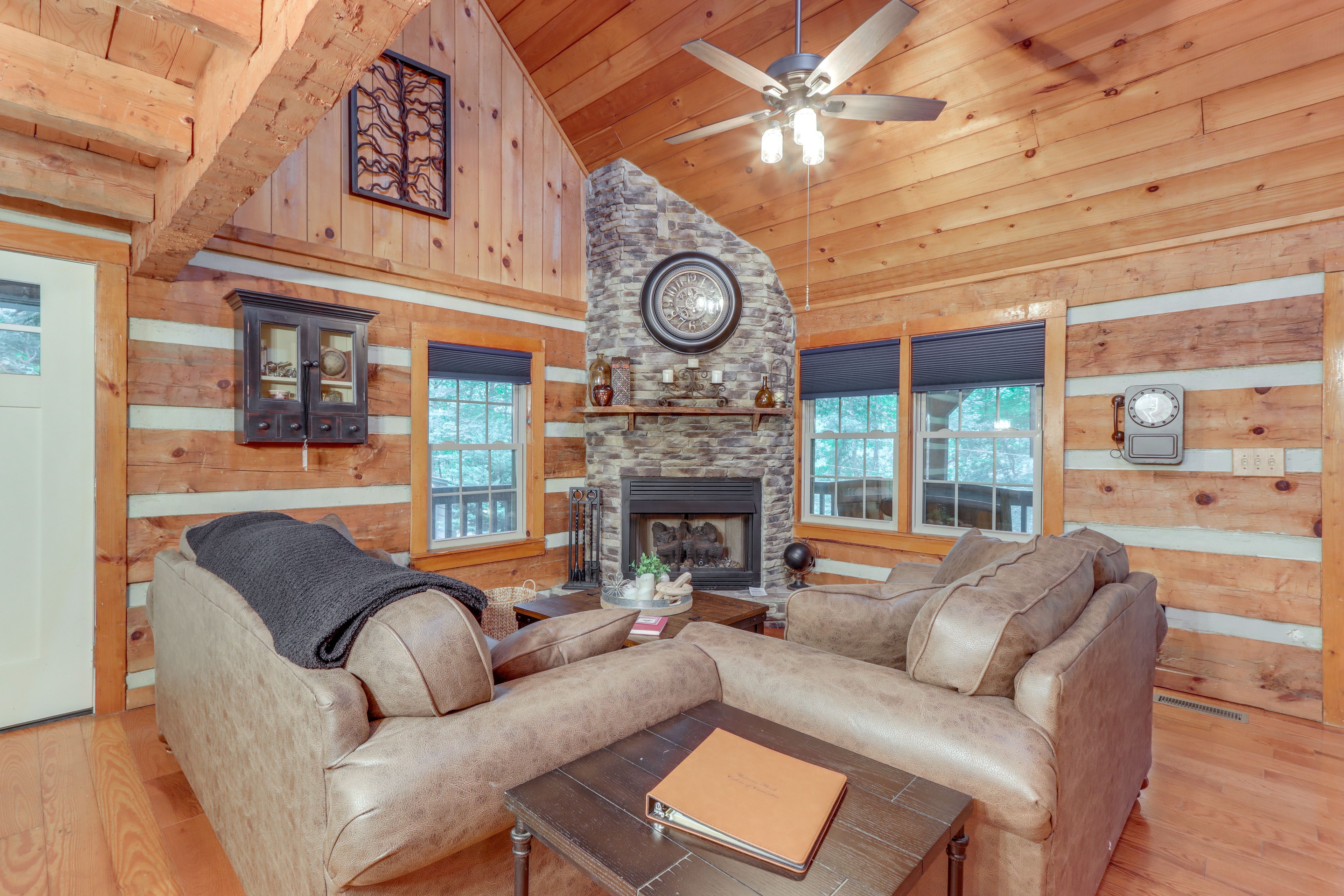Living Room | 1st Floor | Central A/C & Heat