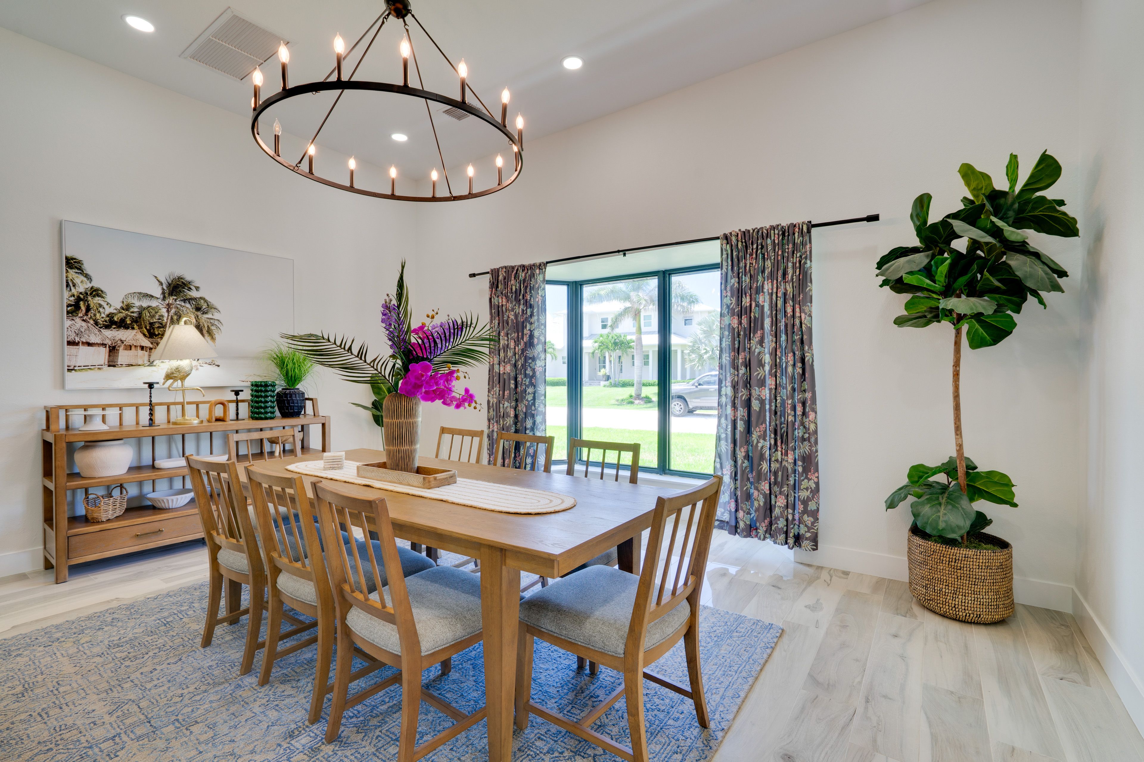 Dining Area | Dishware & Flatware Provided | 1st Floor