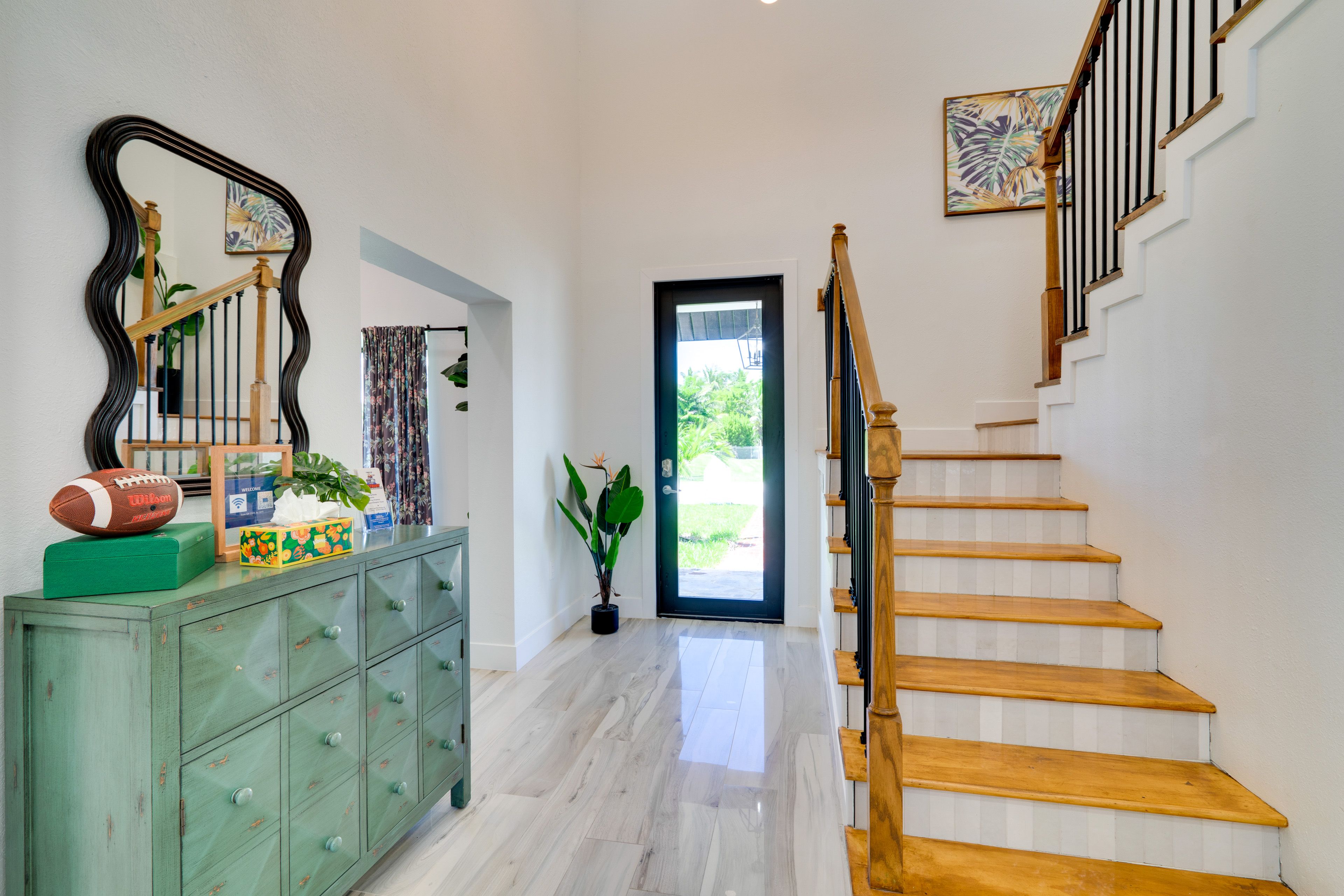 Stairs to 2nd Floor