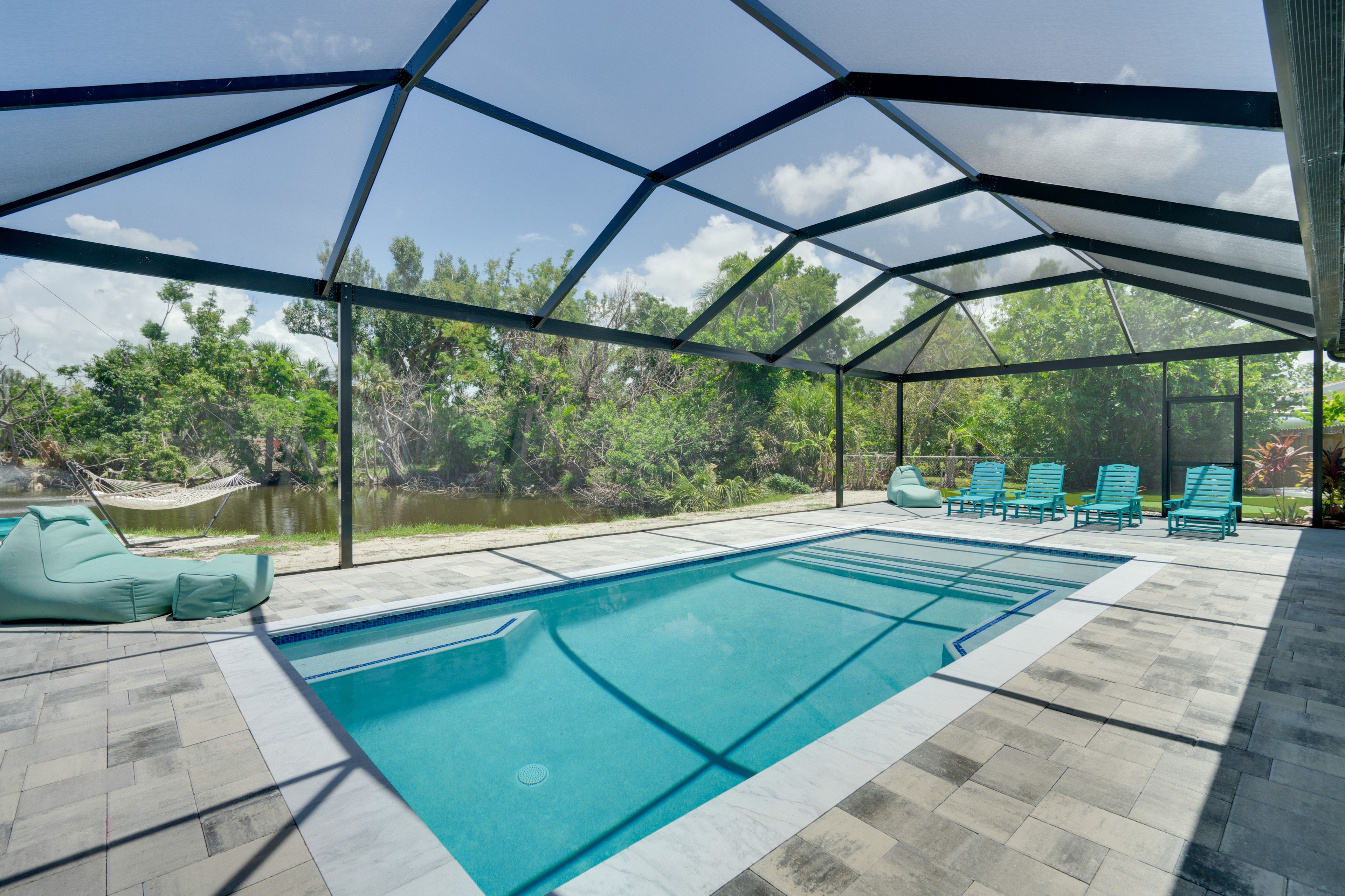 Fort Myers Vacation Rental | 4BR | 3BA | 2,100 Sq Ft | 2 Steps to Enter