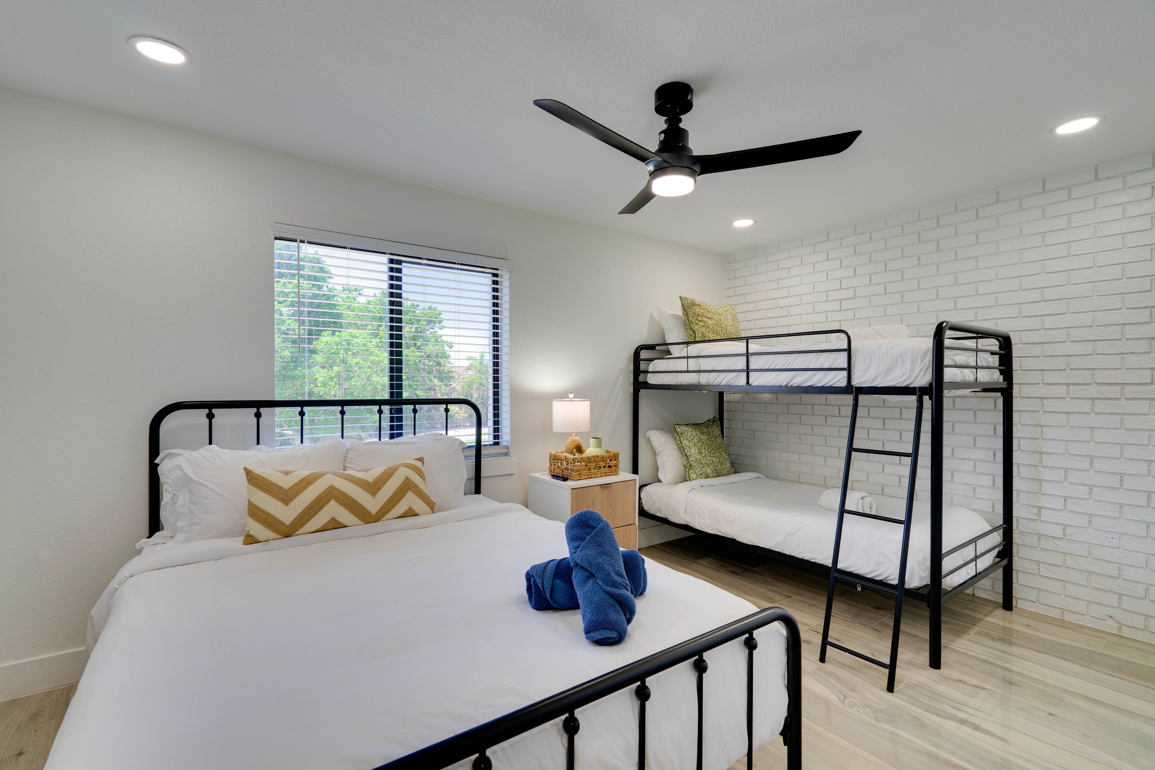 Bedroom 3 | Queen Bed | Twin Bunk Bed | 2nd Floor
