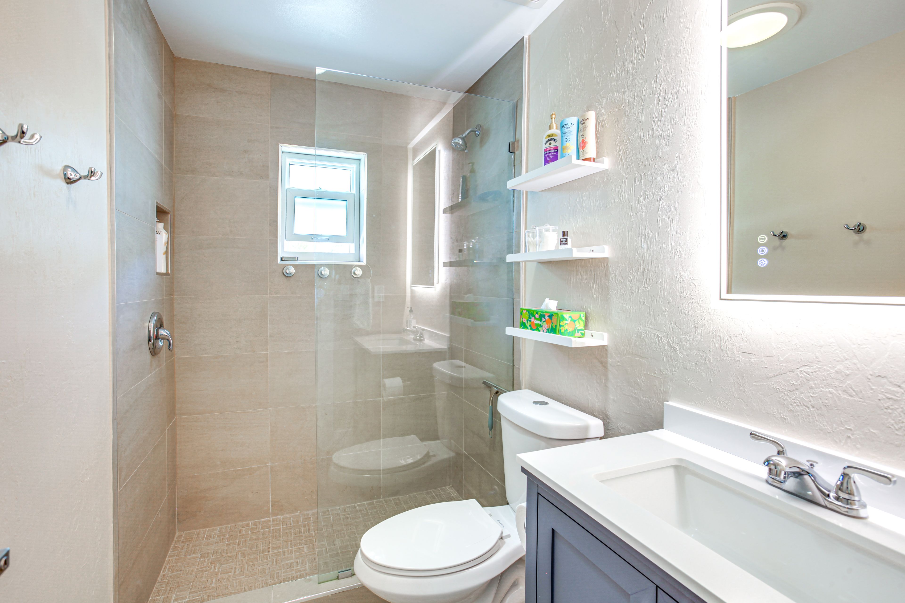 Bathroom | Towels Provided