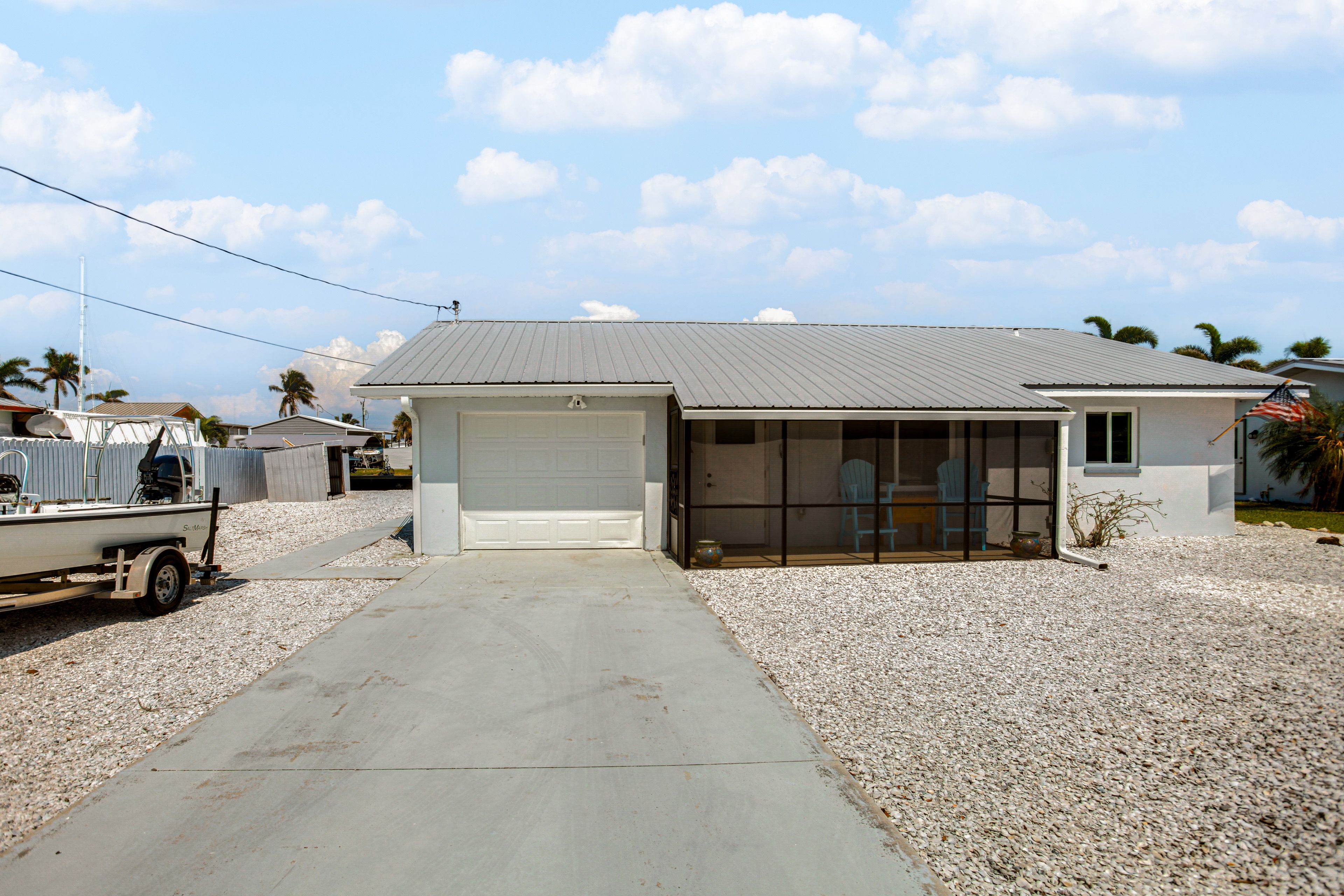 Parking | Driveway (2 Vehicles) | Trailer Parking