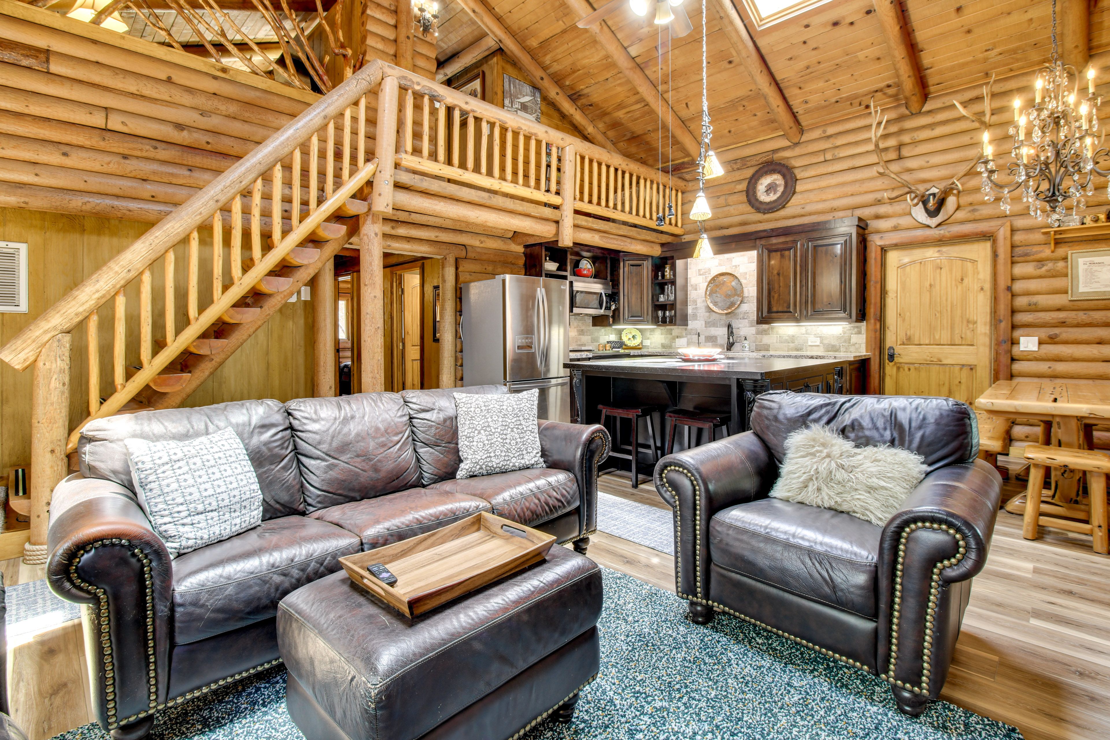 Lakeside Vacation Rental | 3BR | 2BA | 1,573 Sq Ft | 5 Steps to Enter