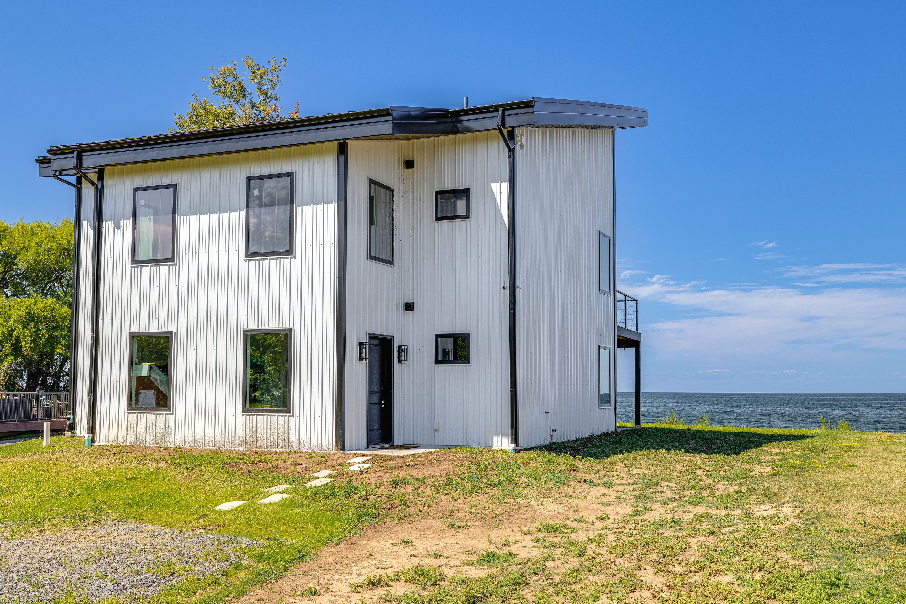 Parking | Driveway (2 Vehicles)