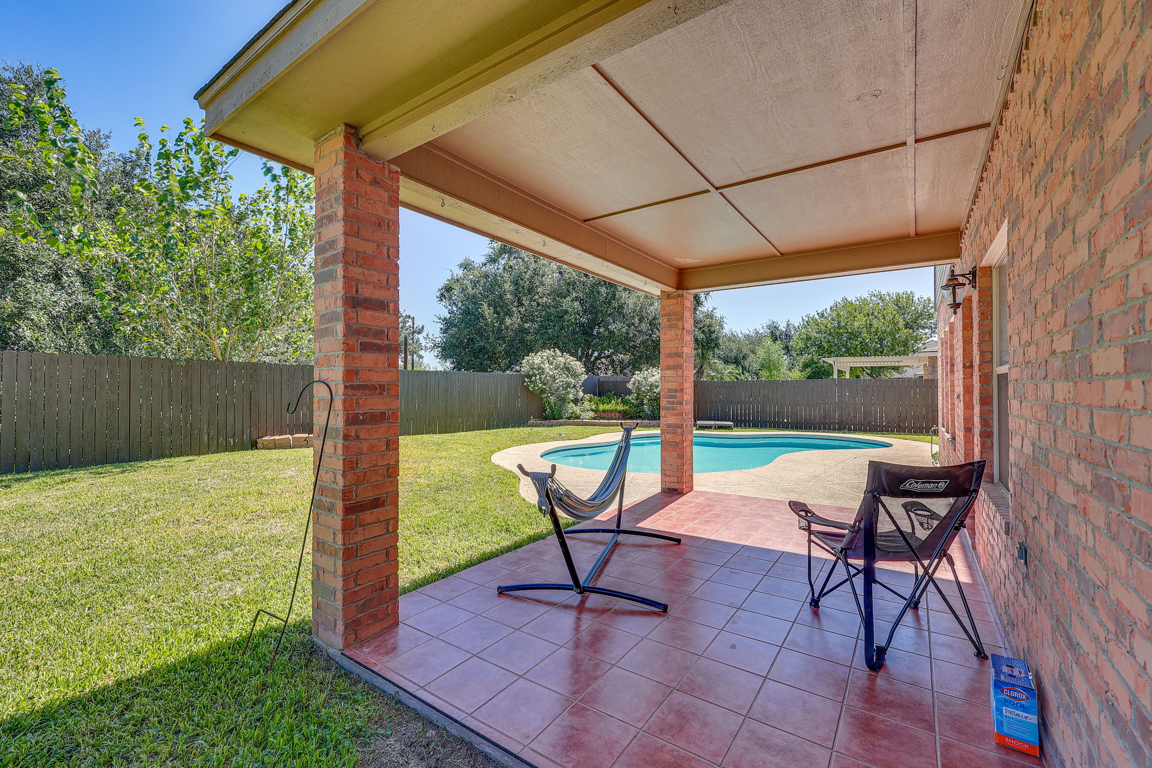 Covered Patio | Hammock
