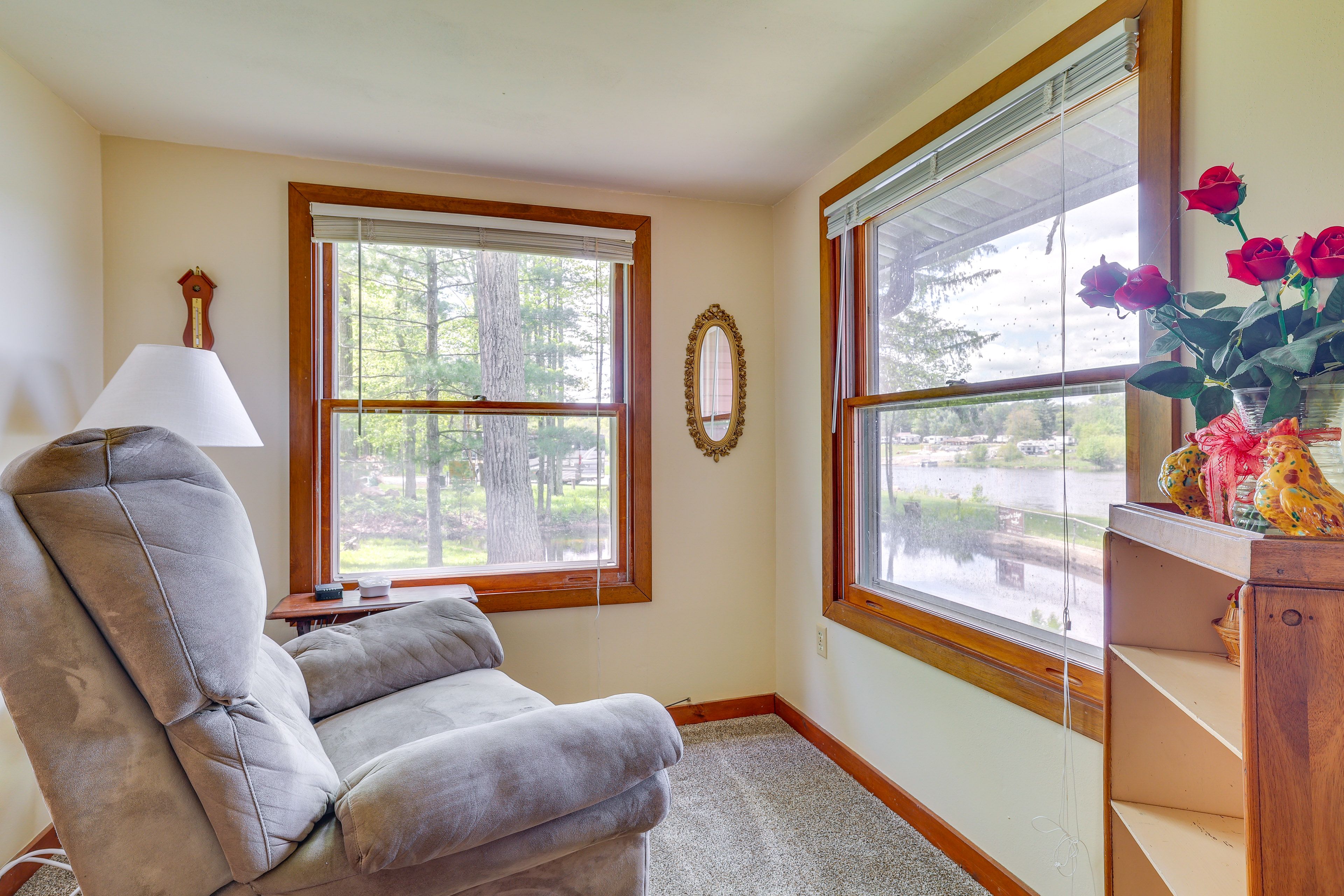Sitting Area | 1st Floor