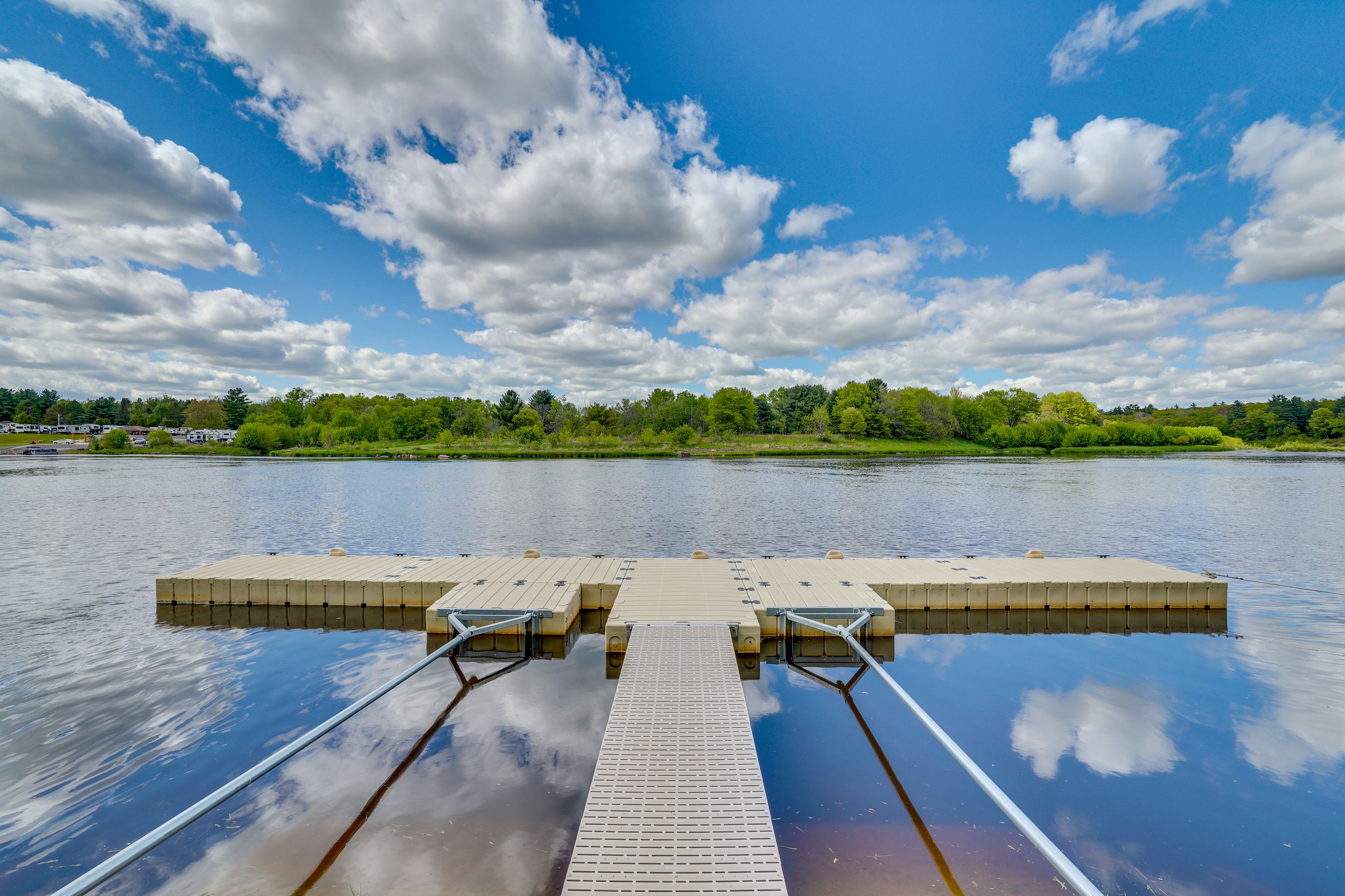 Private Dock | On-Site Lake Access