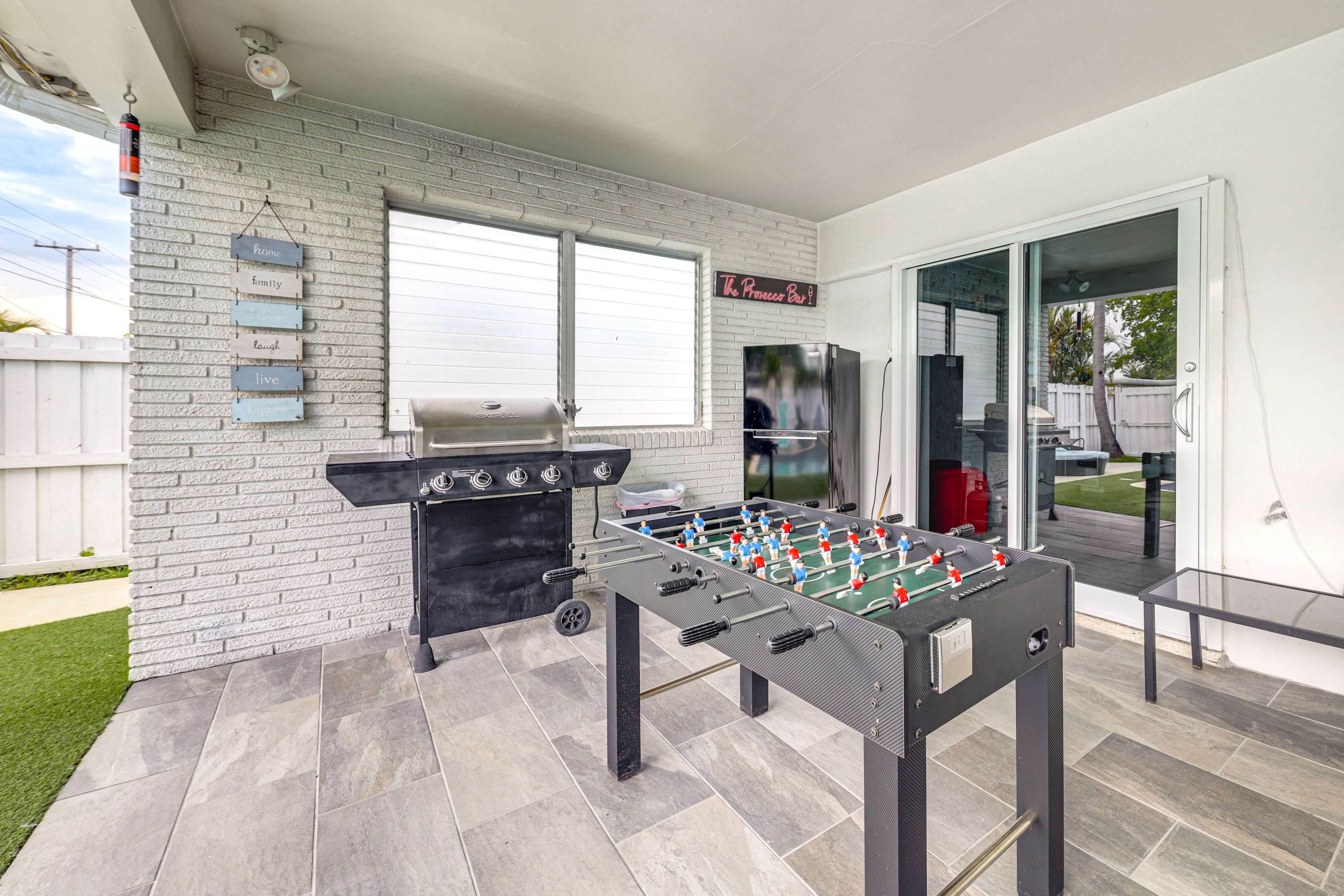 Covered Patio | Outdoor Dining Area | Gas Grill | Foosball Table