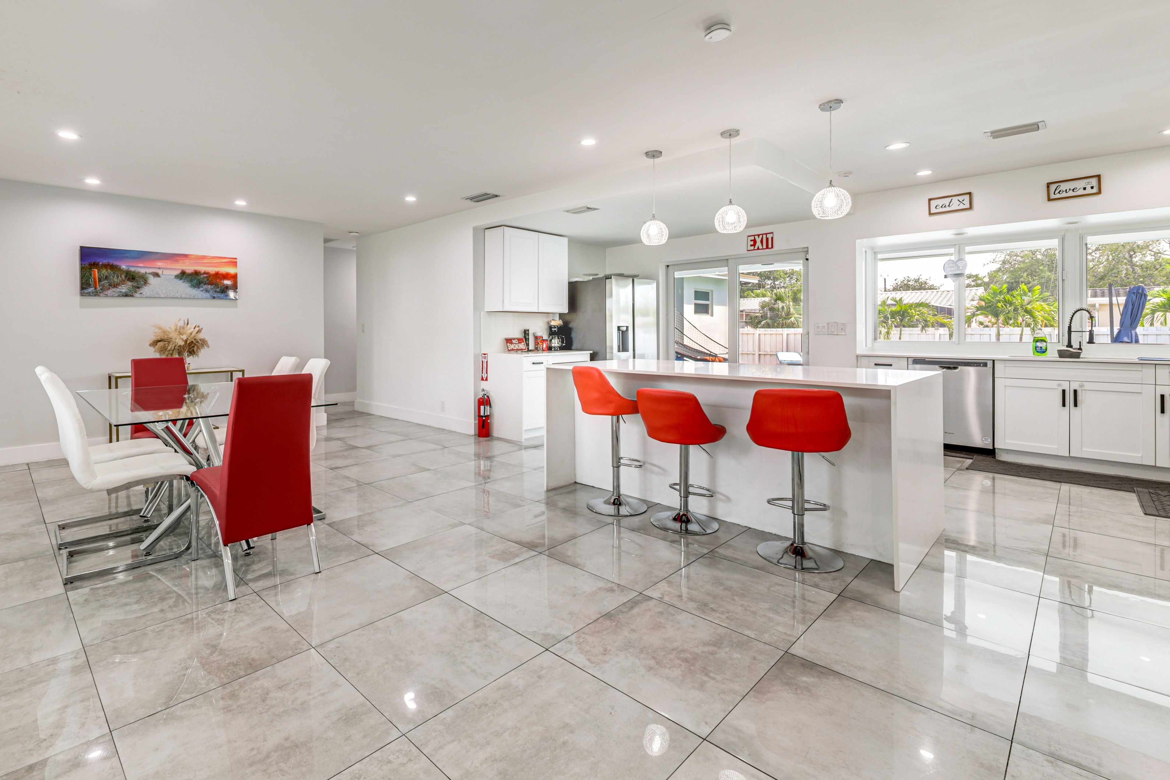 Kitchen | Stove/Oven | Microwave