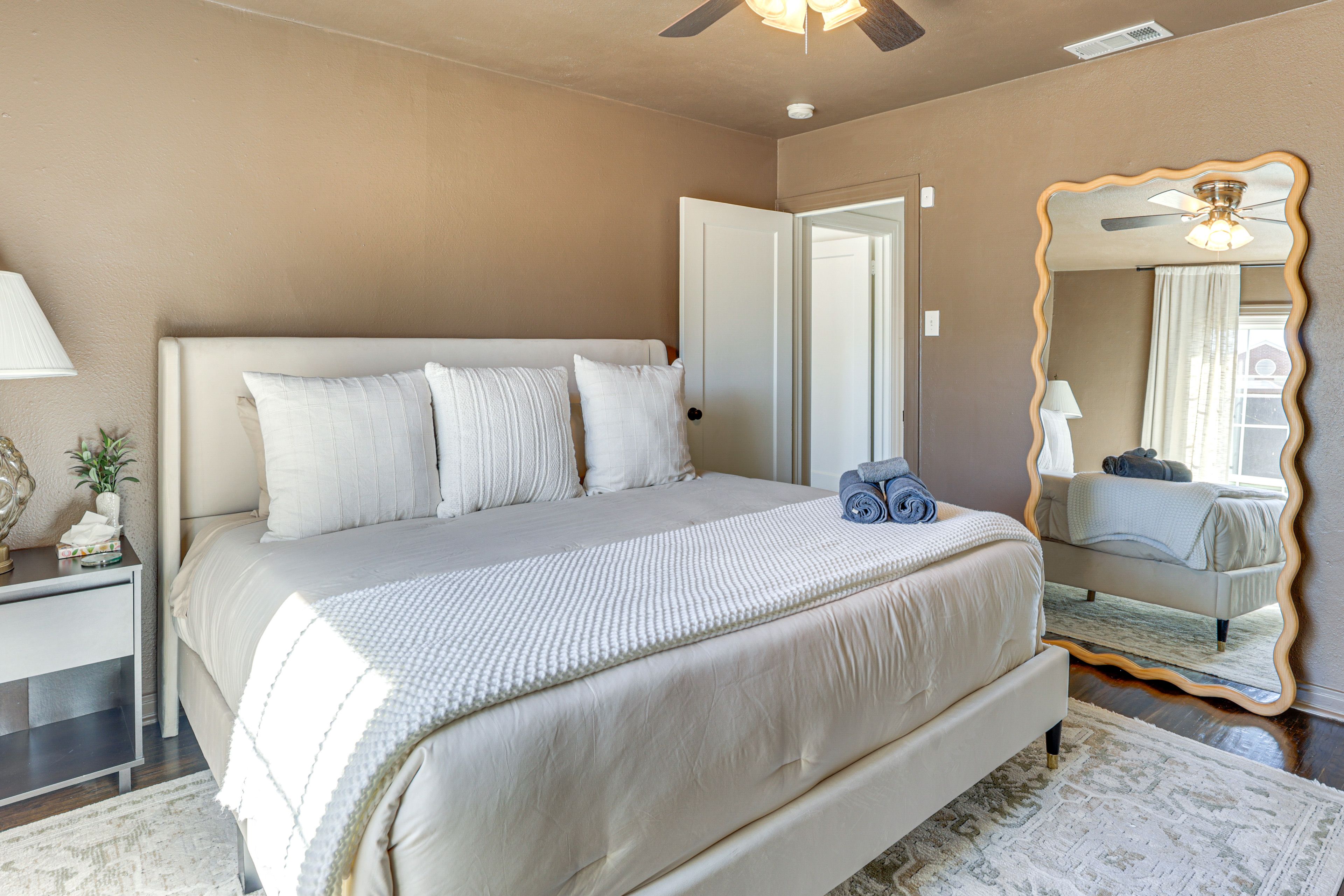 Bedroom 1 | King Bed | Linens Provided