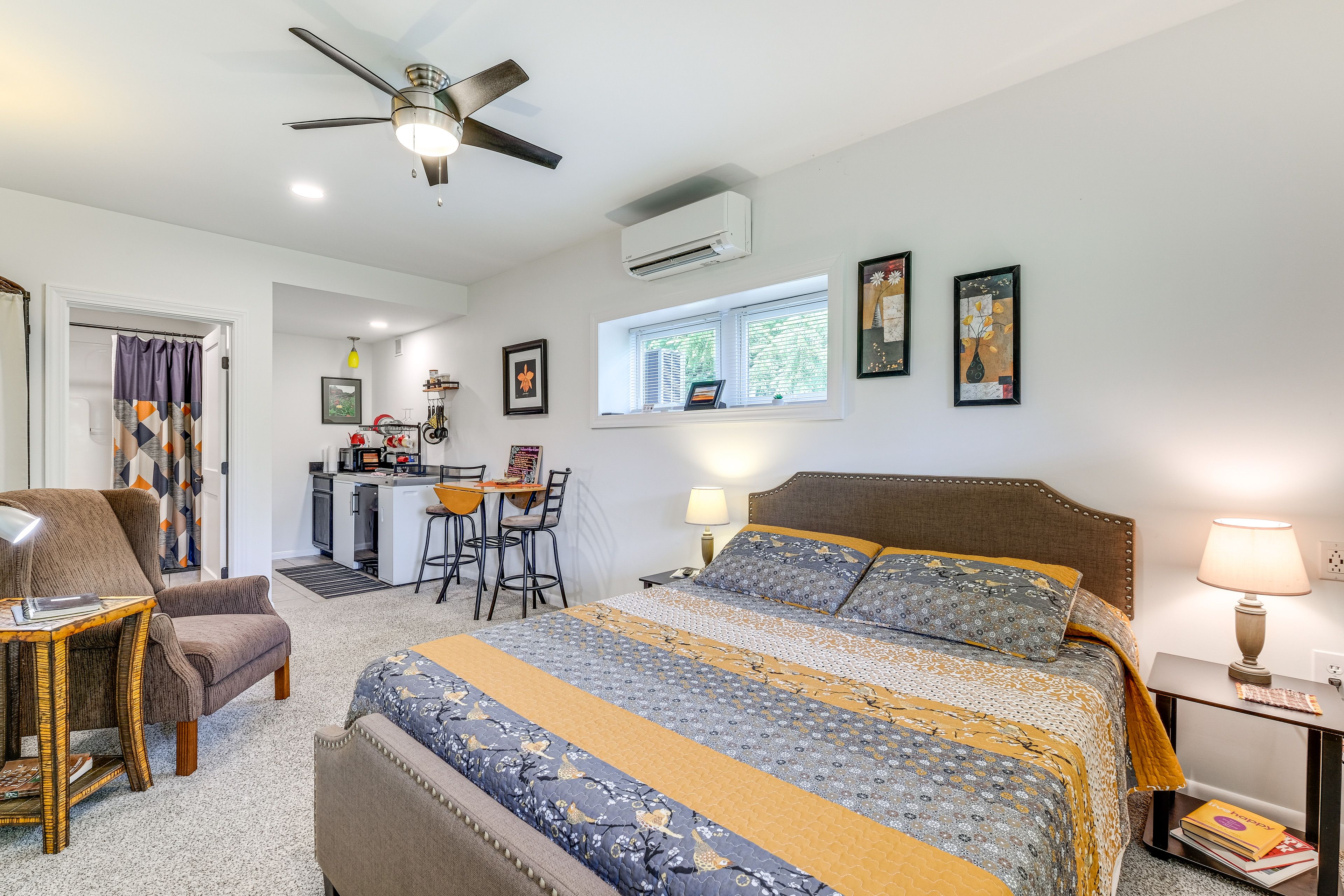 Floyd Vacation Rental | Studio | 1BA | 280 Sq Ft | Step-Free Entry