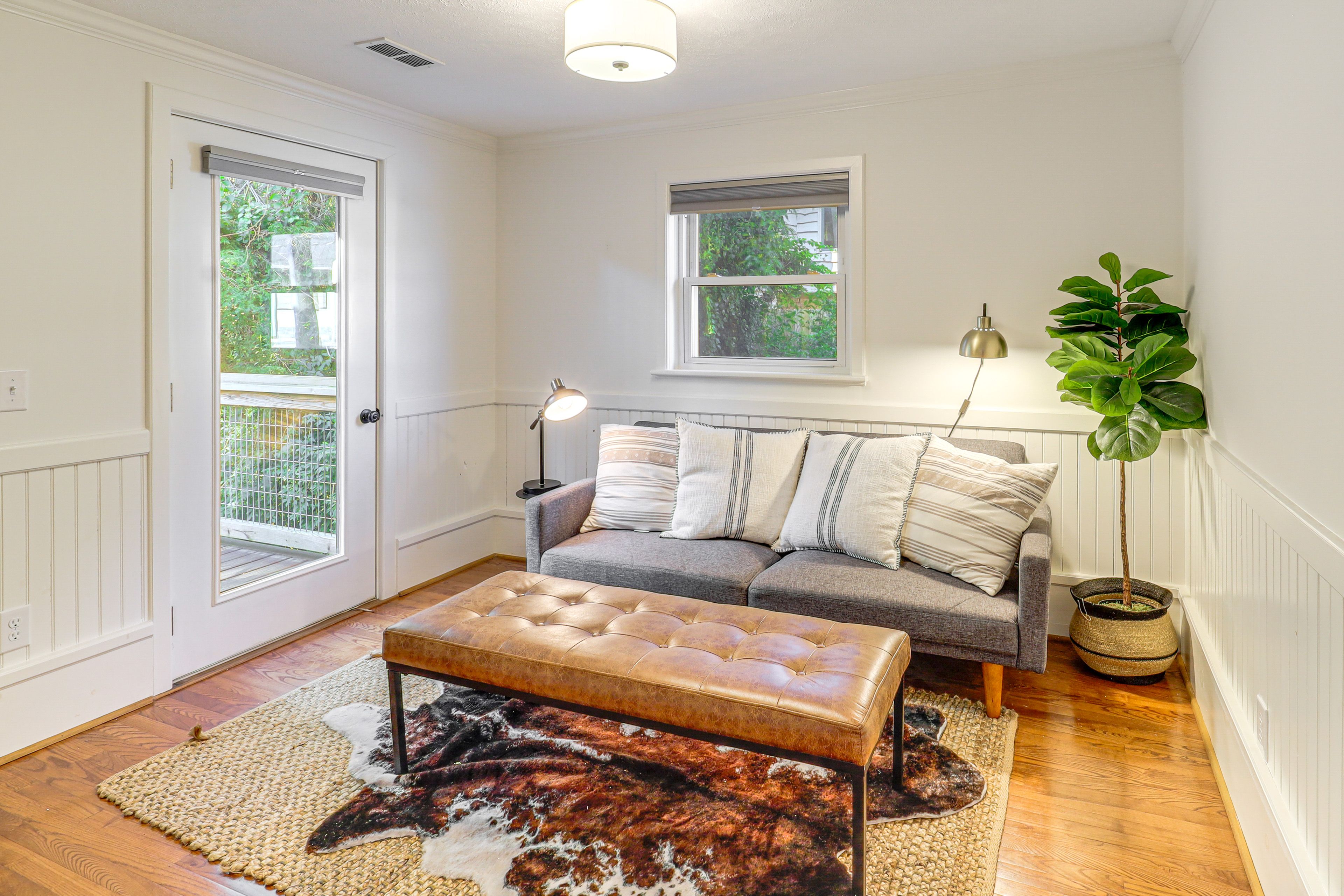 Living Room 2 | Smart TV
