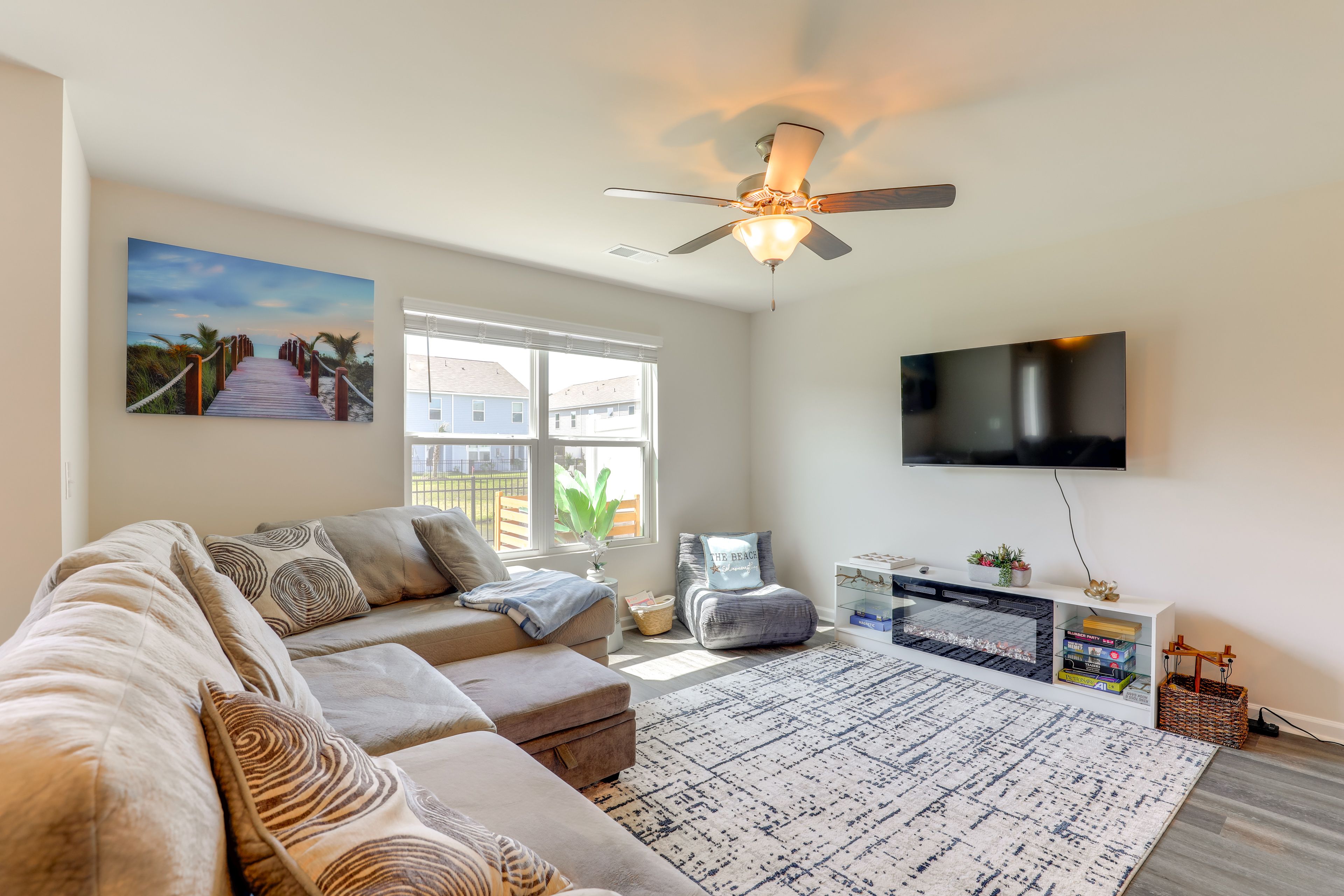 Surfside Beach Vacation Rental | 3BR | 2.5BA | 1,418 Sq Ft | Stairs Required