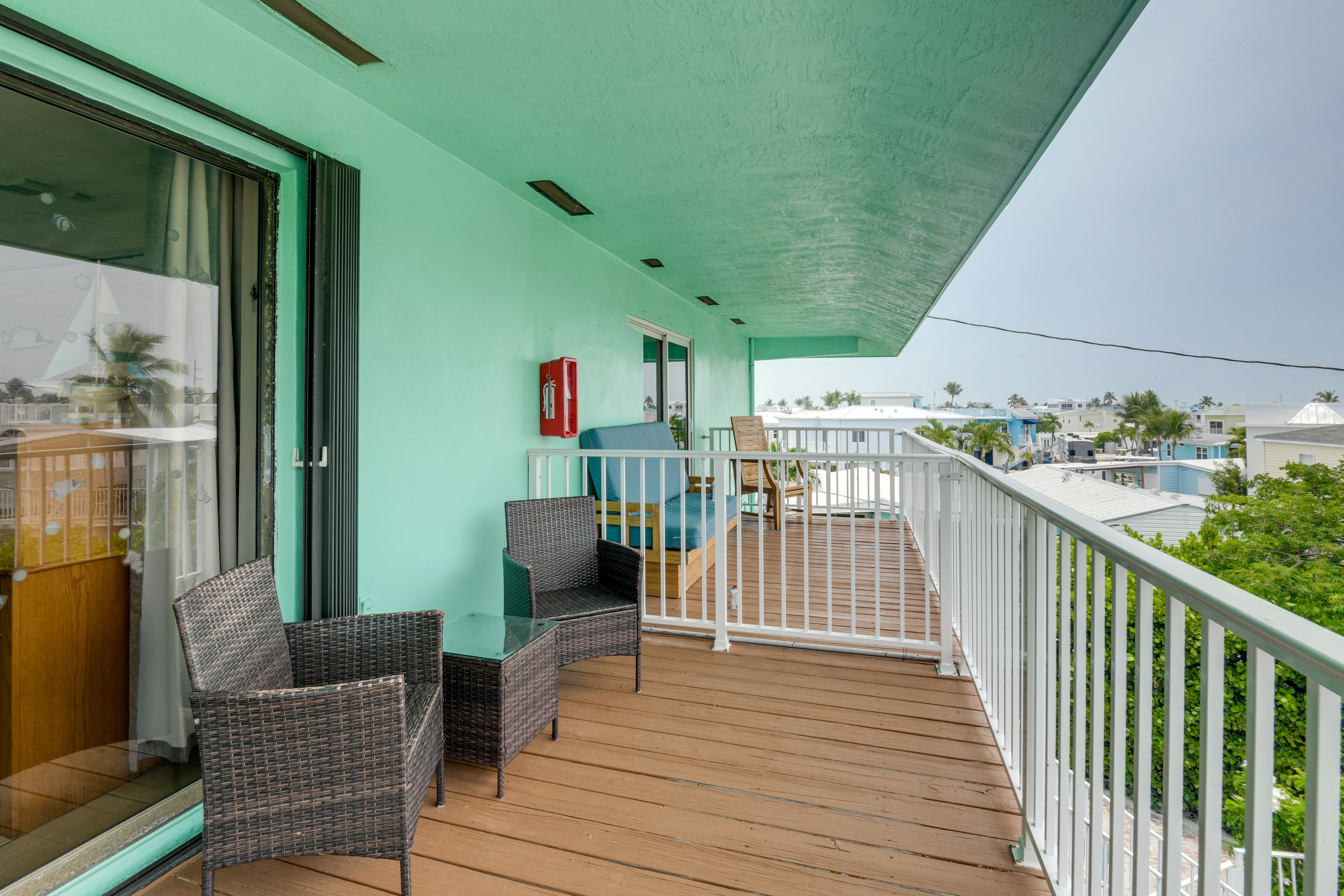 Balcony | Outdoor Seating