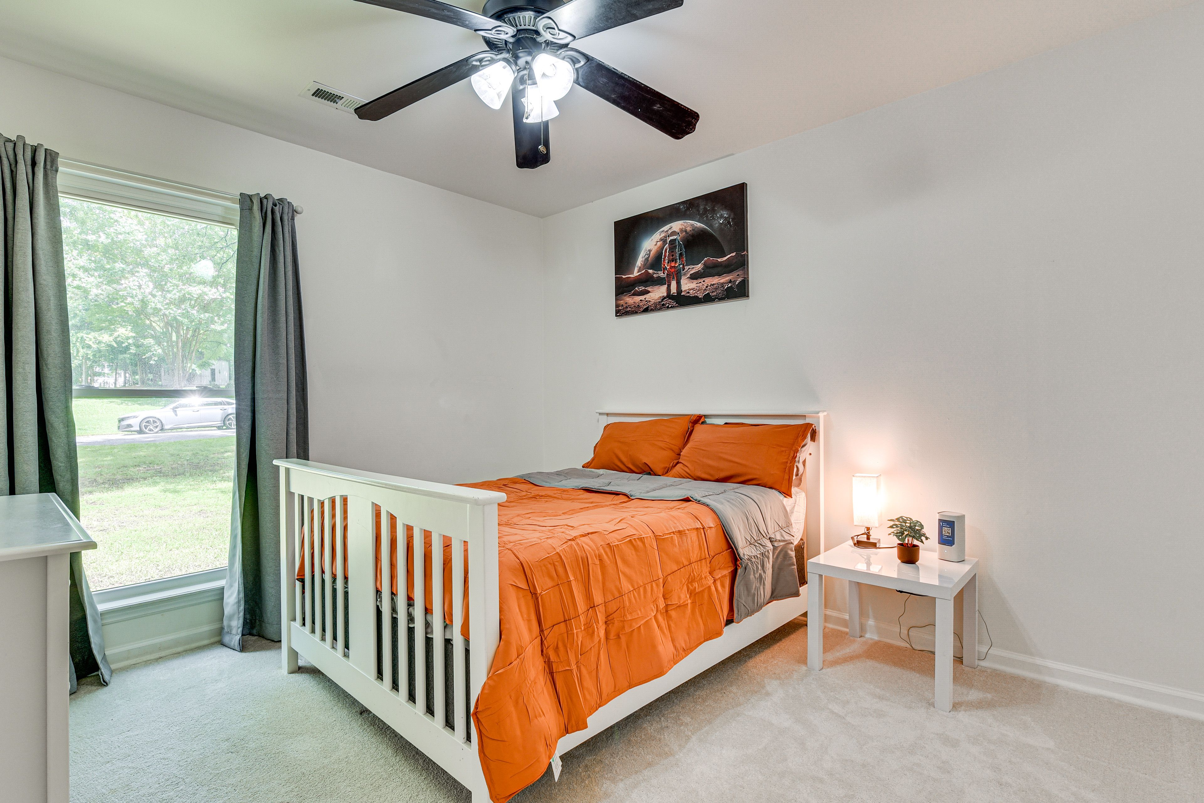 Bedroom 2 | Full Bed | Smart TV